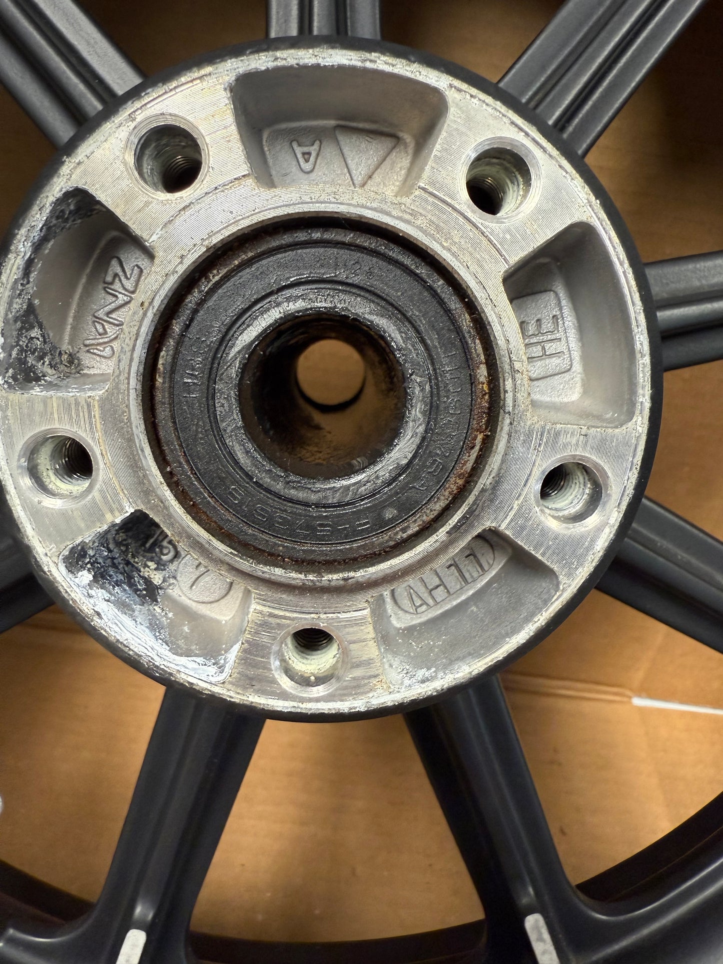 2009-2022 Harley Davidson Sportster OEM  Rear Wheel 40900402