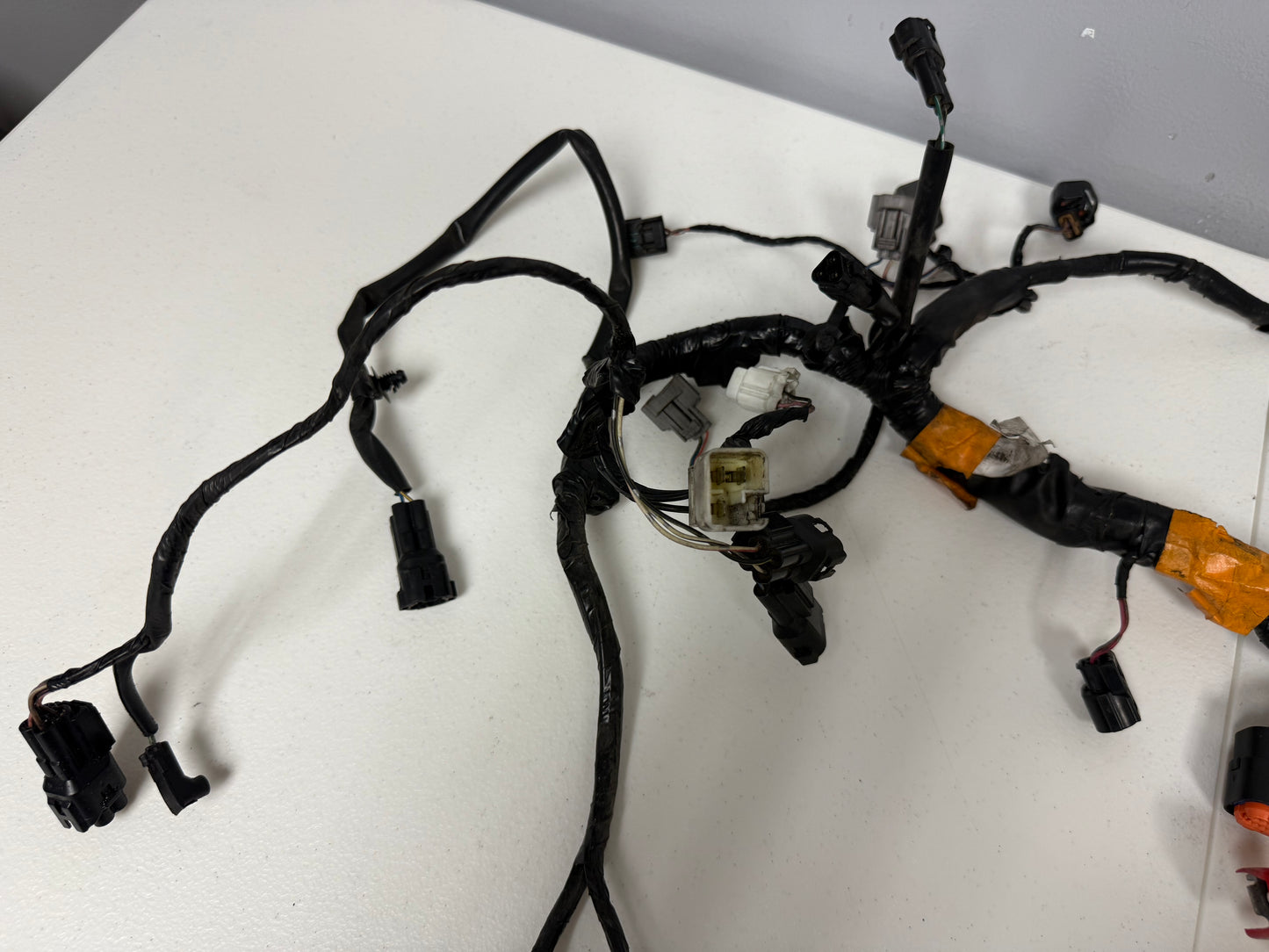 2012-2016 Kawasaki Ninja OEM Main Wire Harness 26031-1364 **2 PIGTAILS CUT**