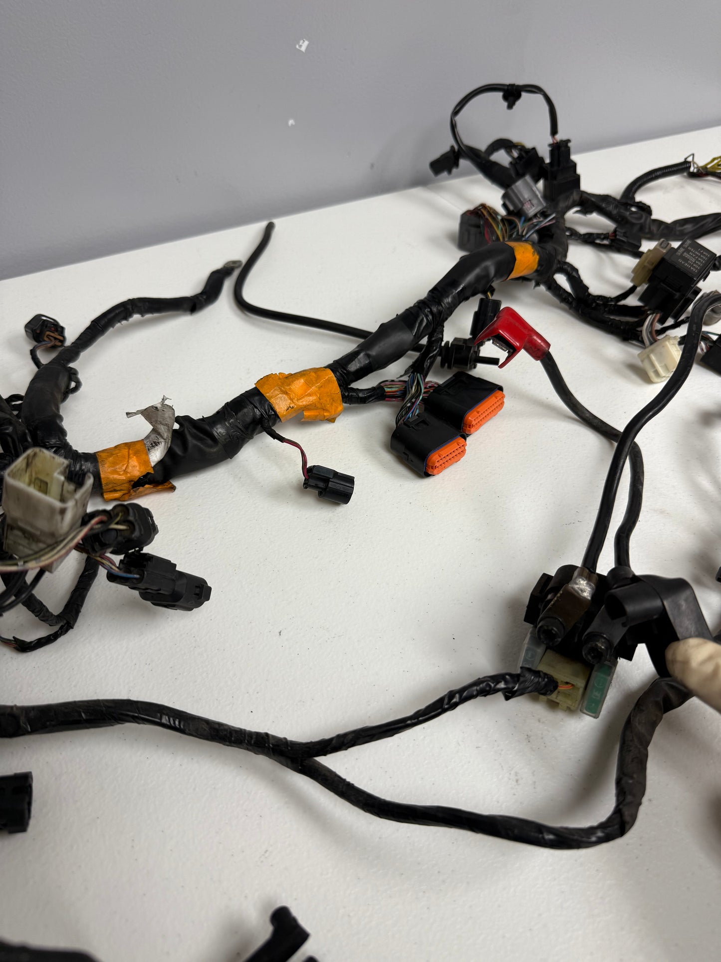 2012-2016 Kawasaki Ninja OEM Main Wire Harness 26031-1364 **2 PIGTAILS CUT**