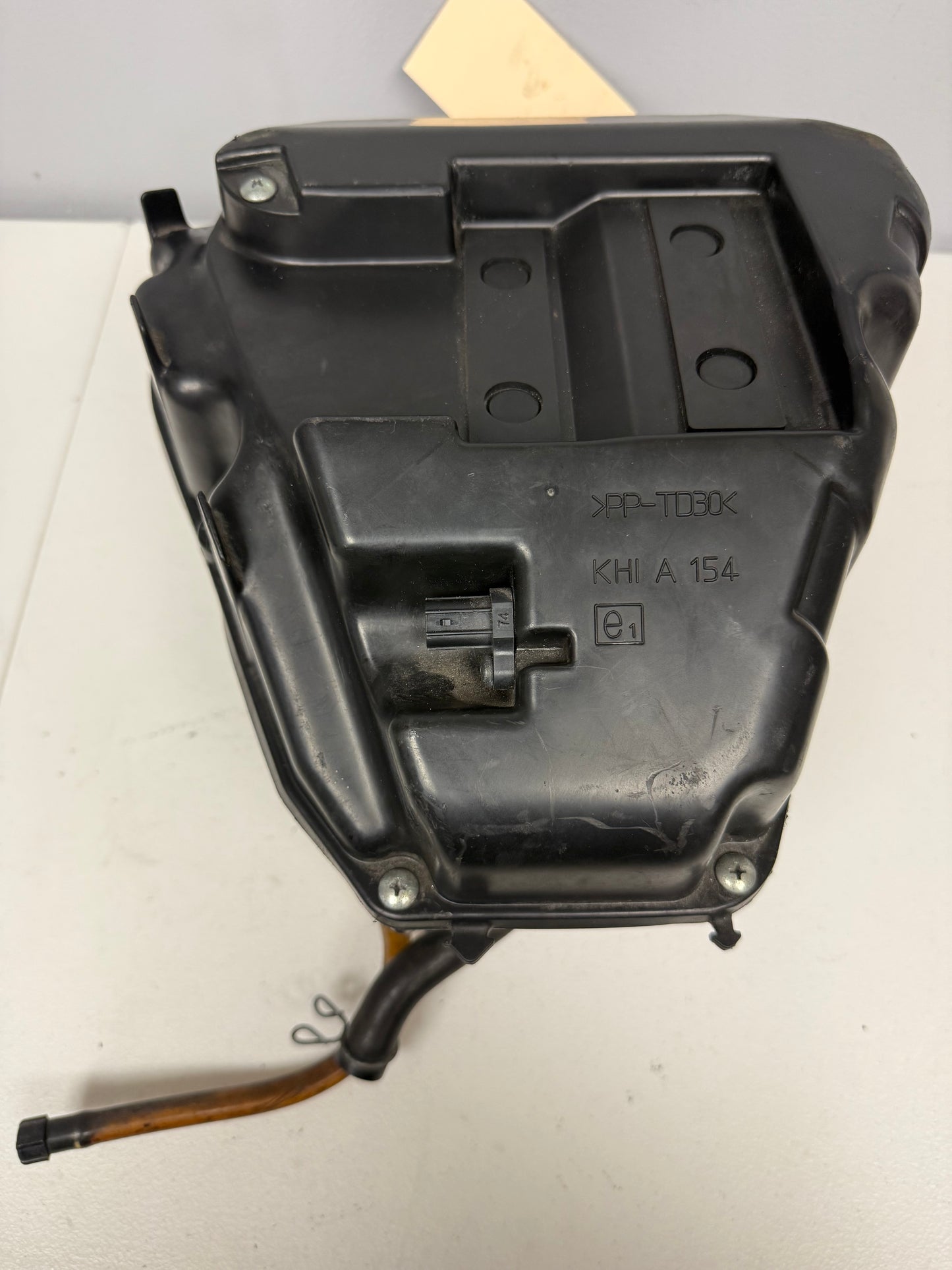 2012-2016 Kawasaki Ninja 650 OEM Complete Air Box Housing Assembly 11010-0704