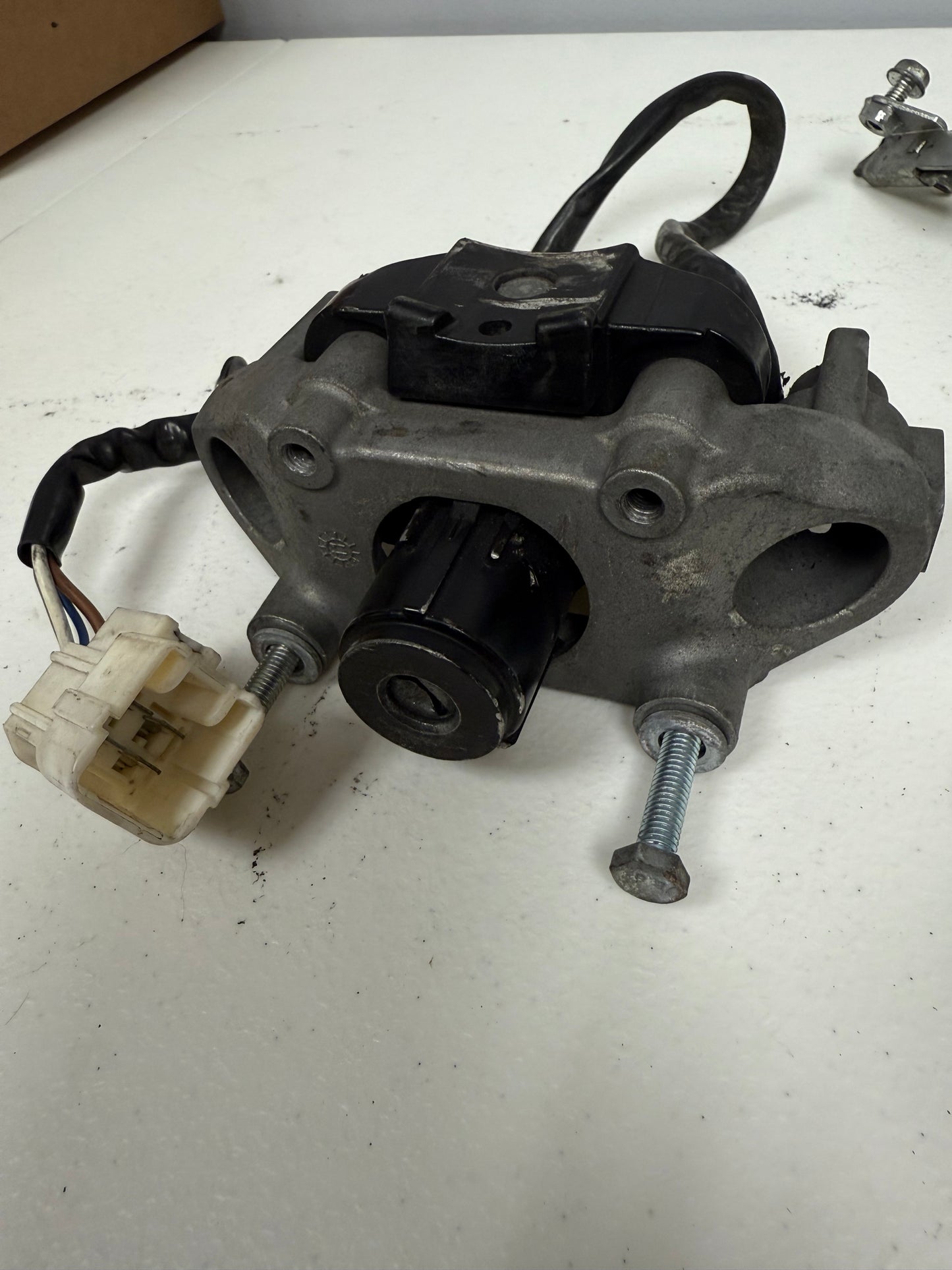 2012-2016 Kawasaki Ninja OEM Key / Ignition / Seat Latch Lock