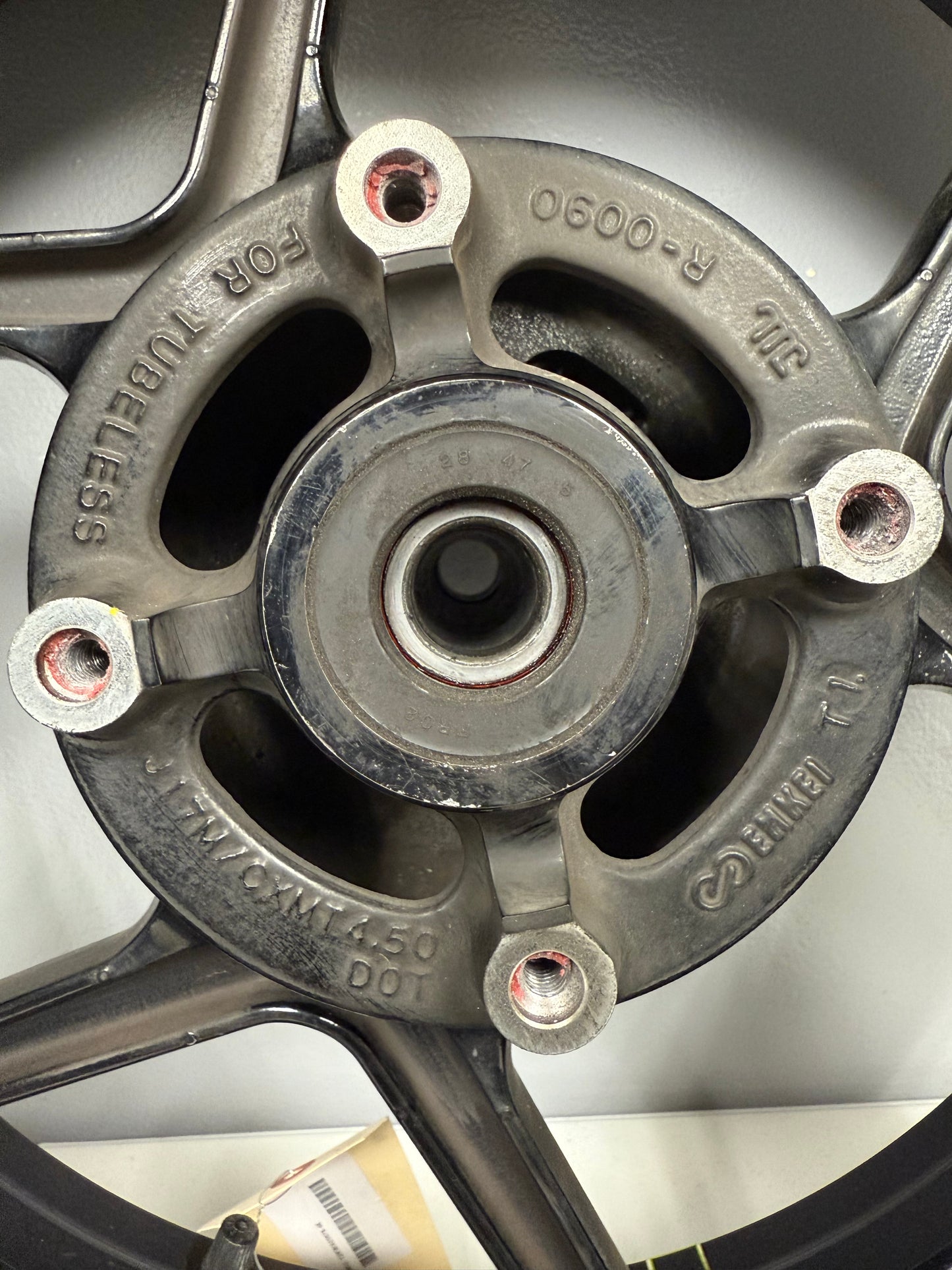 2012-2016 Kawasaki Ninja 650 OEM Rear Wheel Assembly 41073-0568-QT