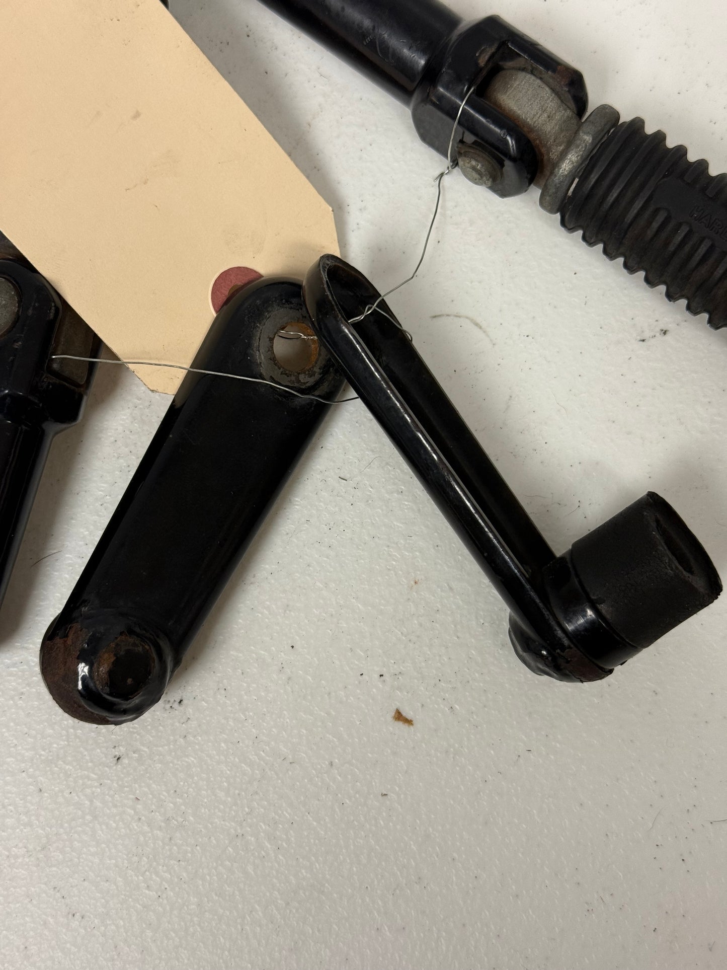 01-16 Harley Davidson Heritage Softail Classic OEM Passenger Peg Set