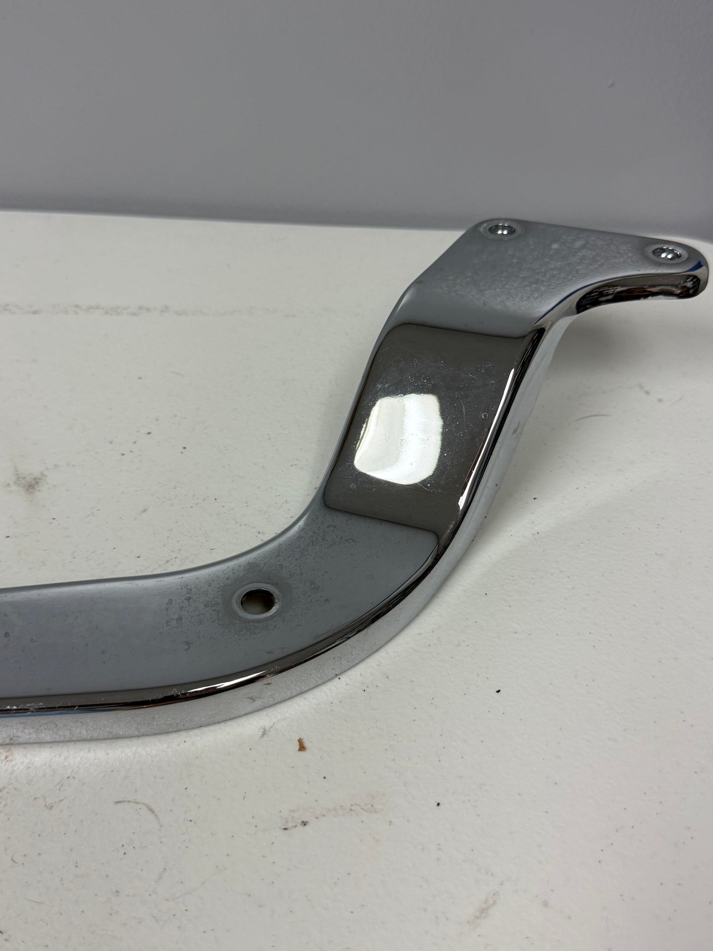 01-16 Harley Heritage Softail Classic OEM Left Rear Fender Support Strut Cover