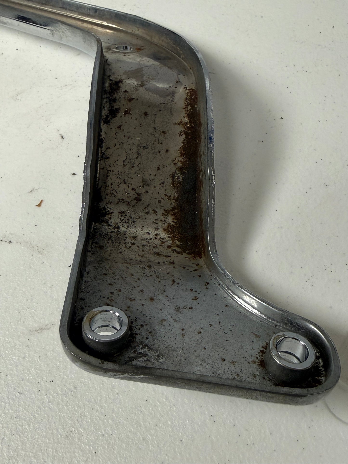 01-16 Harley Heritage Softail Classic OEM Left Rear Fender Support Strut Cover
