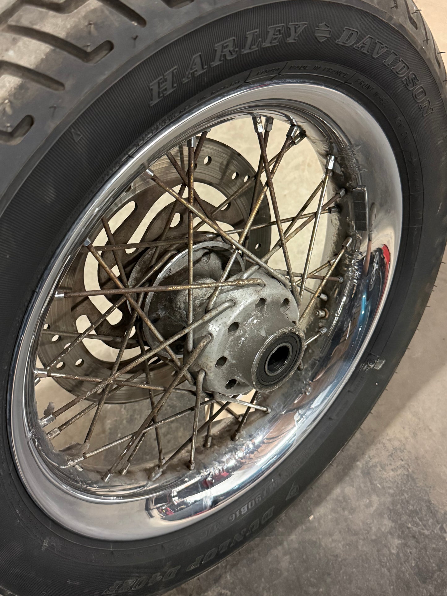 01-16 Harley Davidson Heritage Softail Classic OEM Front Wheel w/ Tire and Rotor