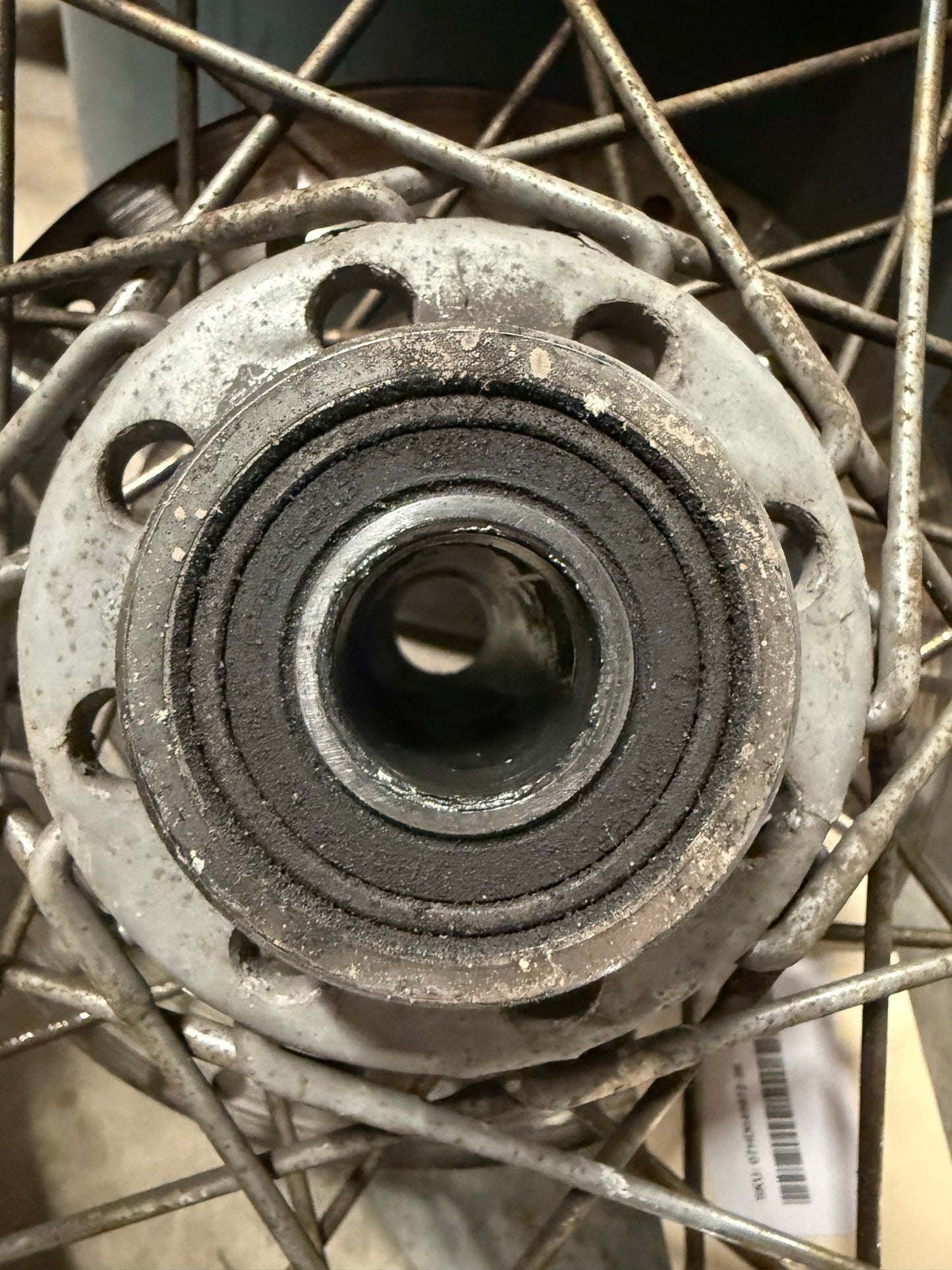 01-16 Harley Davidson Heritage Softail Classic OEM Front Wheel w/ Tire and Rotor