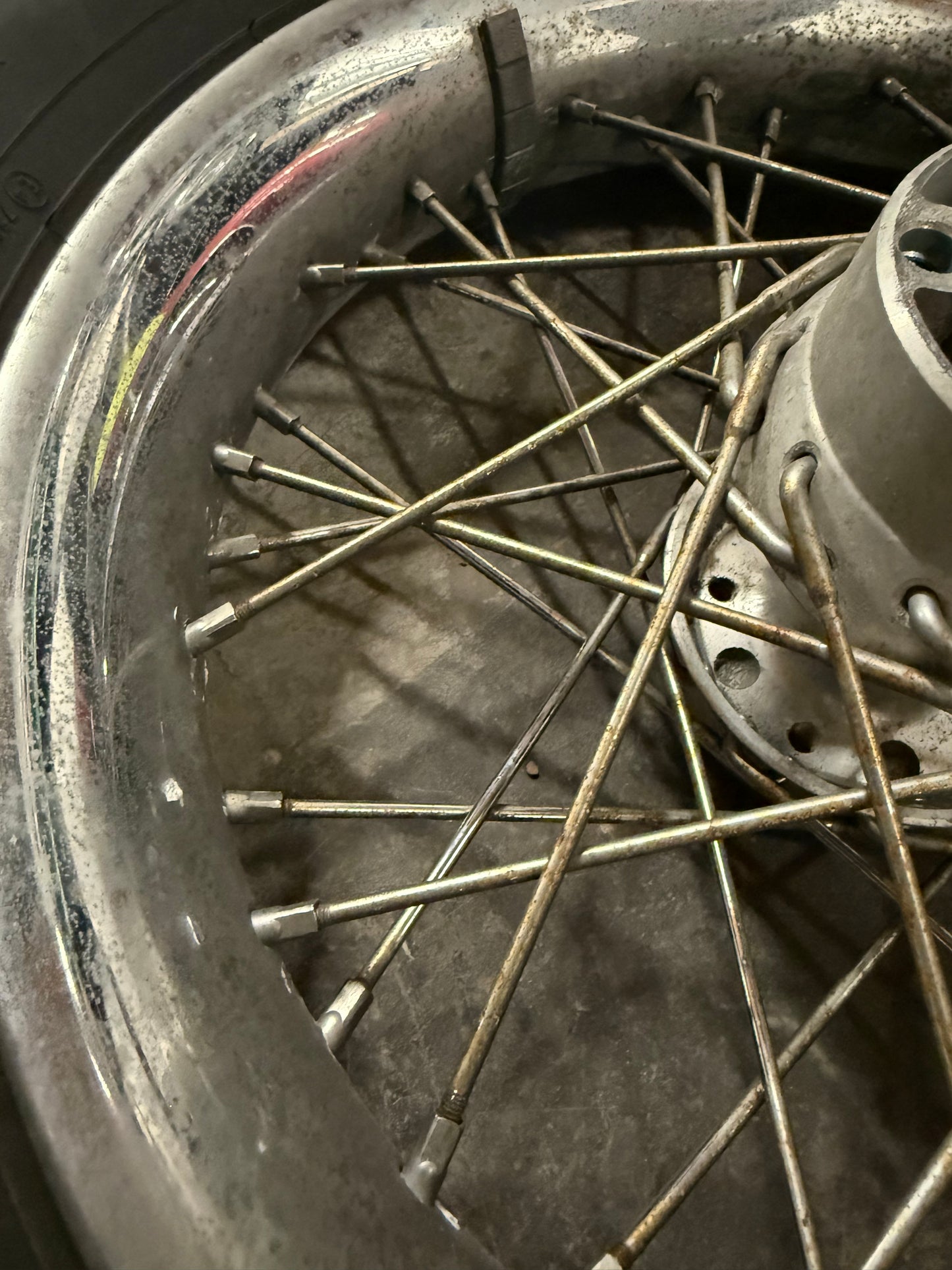 01-16 Harley Davidson Heritage Softail Classic OEM Rear Spoke Wheel 43014-05B
