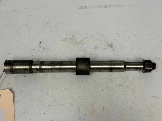 01-16 Harley Davidson Heritage Softail Classic OEM Front Axle