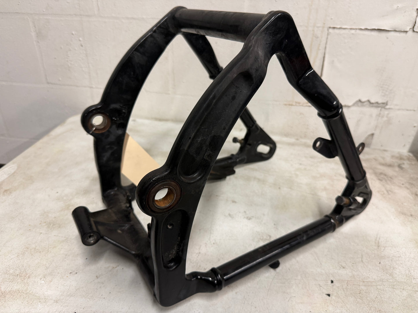 01-16 Harley Davidson Heritage Softail Classic OEM Rear Fork / Swing Arm