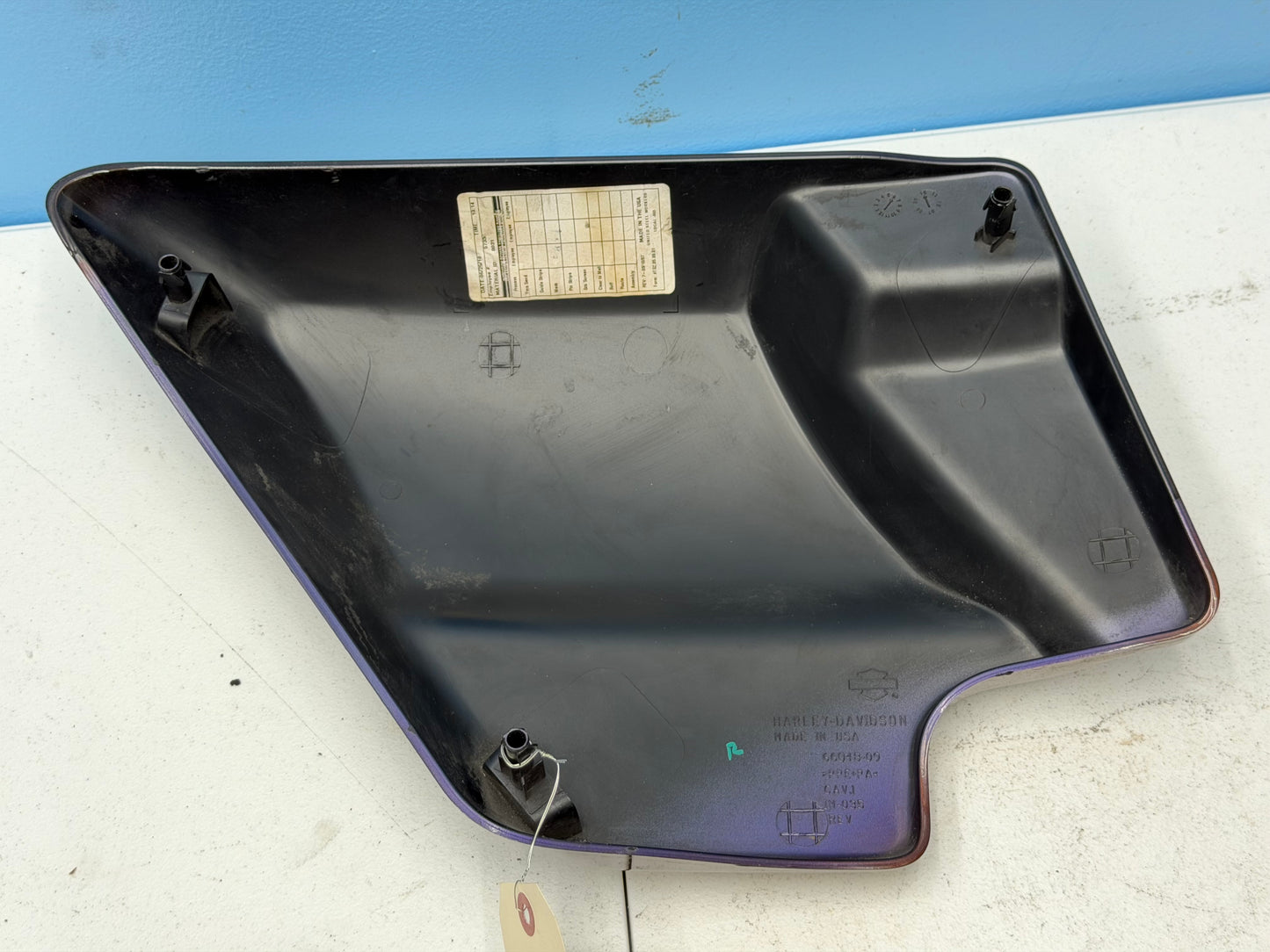 96-13 Harley Davidson Electra Glide Ultra Limited OEM Right Side Cover 66048-09A