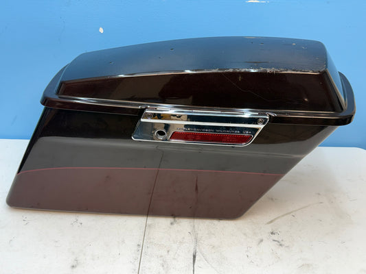 96-13 Harley Davidson Electra Glide Ultra Limited OEM Saddle Bag *Cracked* & Lid