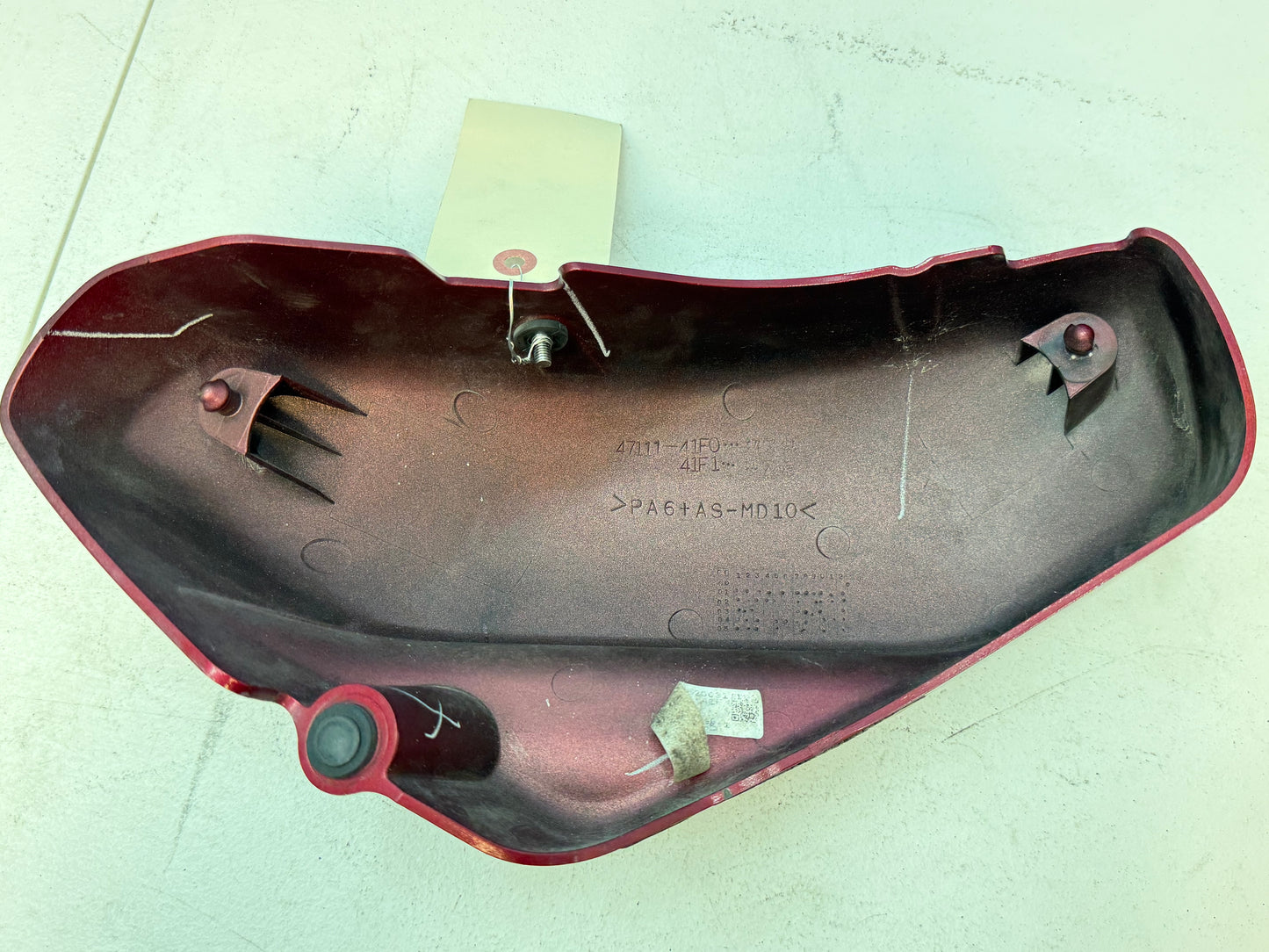 2007-2019 SUZUKI VL800 Boulevard OEM Right Side Frame Cover 47110-41FM0