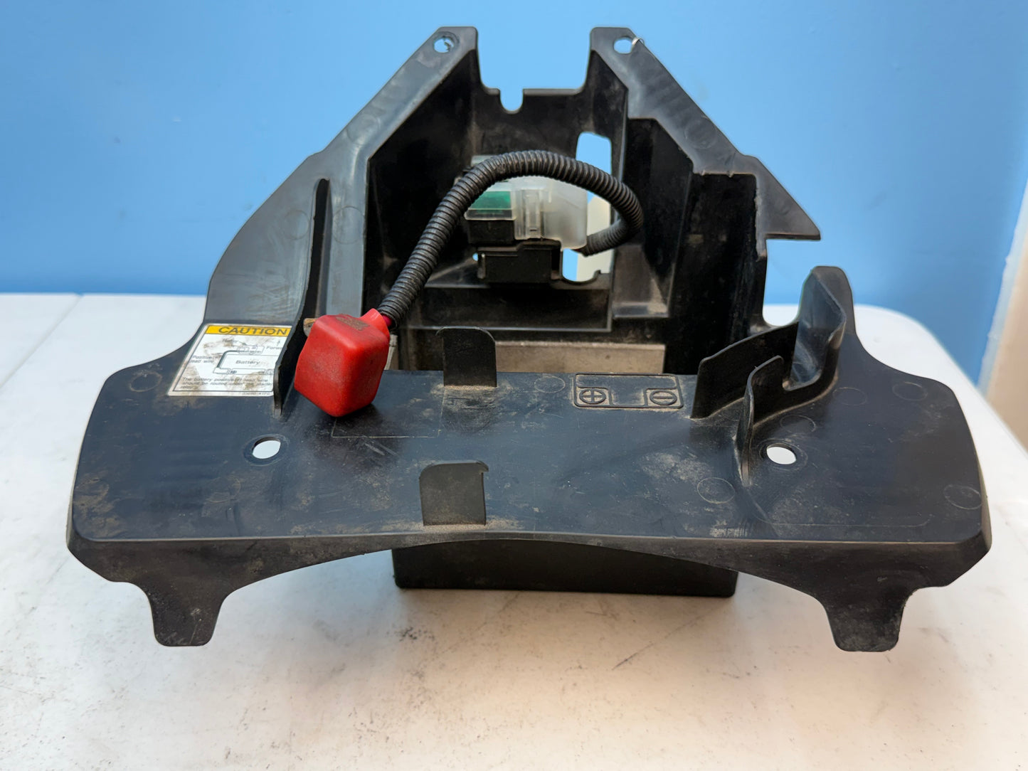 2007-2019 SUZUKI VL800 Boulevard OEM Battery Box / Tray 47411-41F0