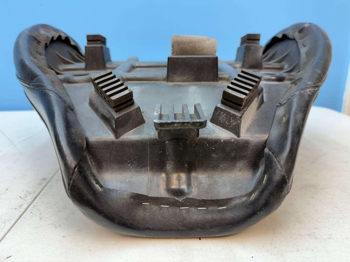 2007-2019 SUZUKI VL800 Boulevard OEM Driver Seat Assembly 45100-41F21-48H
