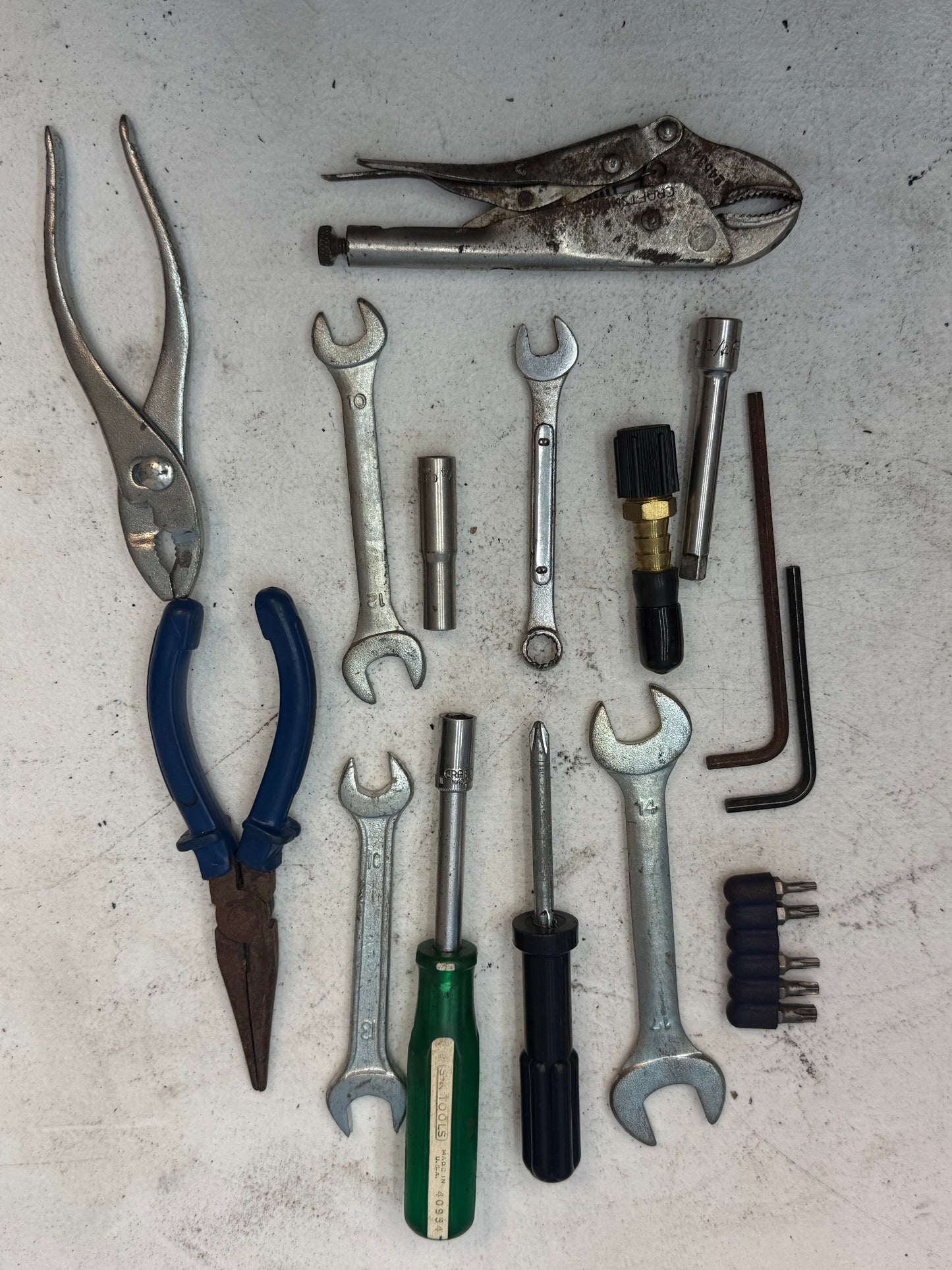 2007-2019 SUZUKI VL800 Boulevard Road Side Emergency Tool Kit Assembly