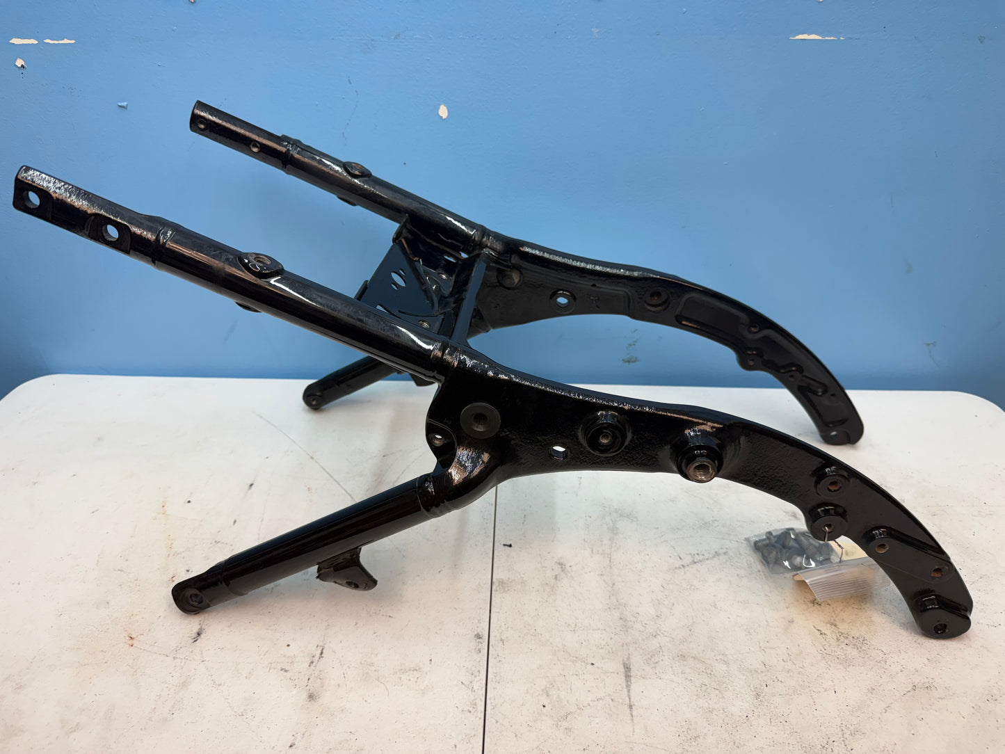 96-13 Harley Davidson Electra Glide Ultra Limited OEM Rear Frame 48079-09BHP