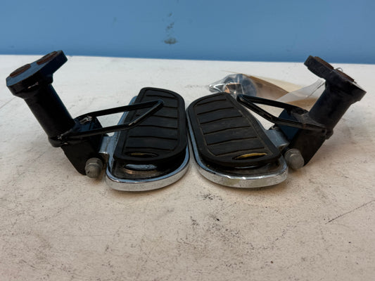 2007-2019 SUZUKI VL800 Boulevard OEM Rear Passenger Foot Boards