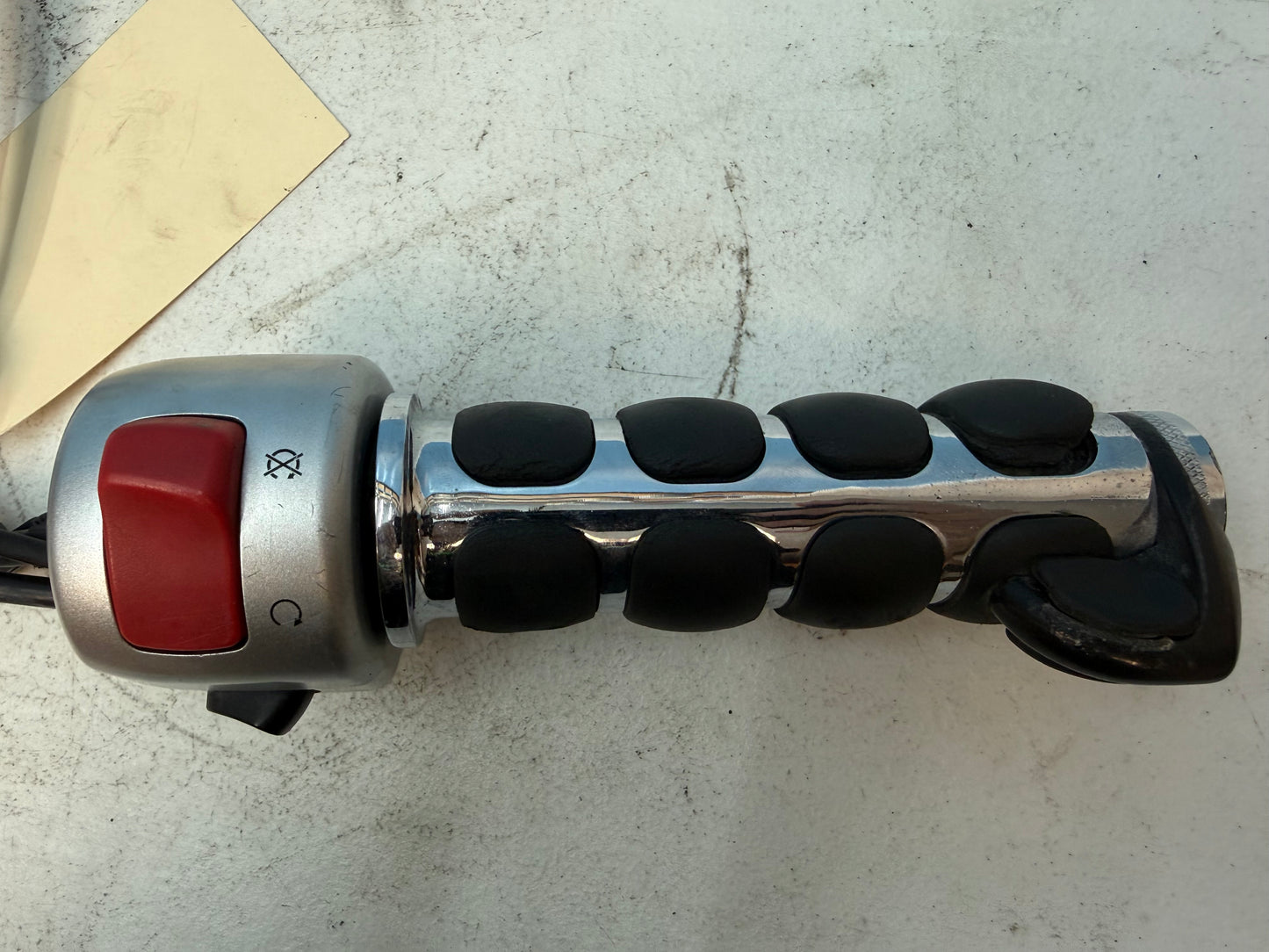07-19 SUZUKI VL800 Boulevard OEM Boulevard Twist Throttle w/ Cables & Controls