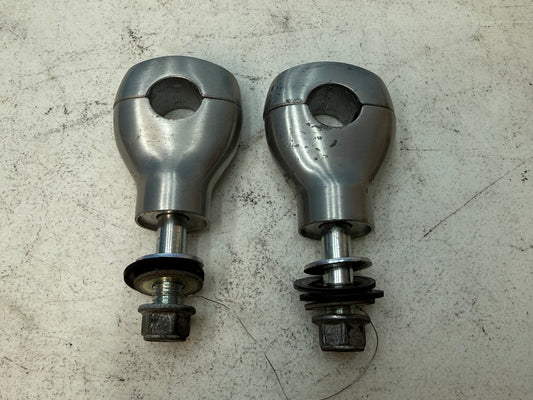 2007-2019 SUZUKI VL800 Boulevard OEM Boulevard Handlebar Holder / Raisers