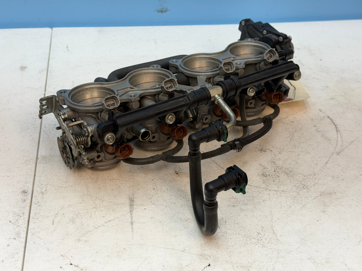 11-25 Suzuki GSX-R OEM Complete Throttle Body Assembly w/ Injectors & Sensors