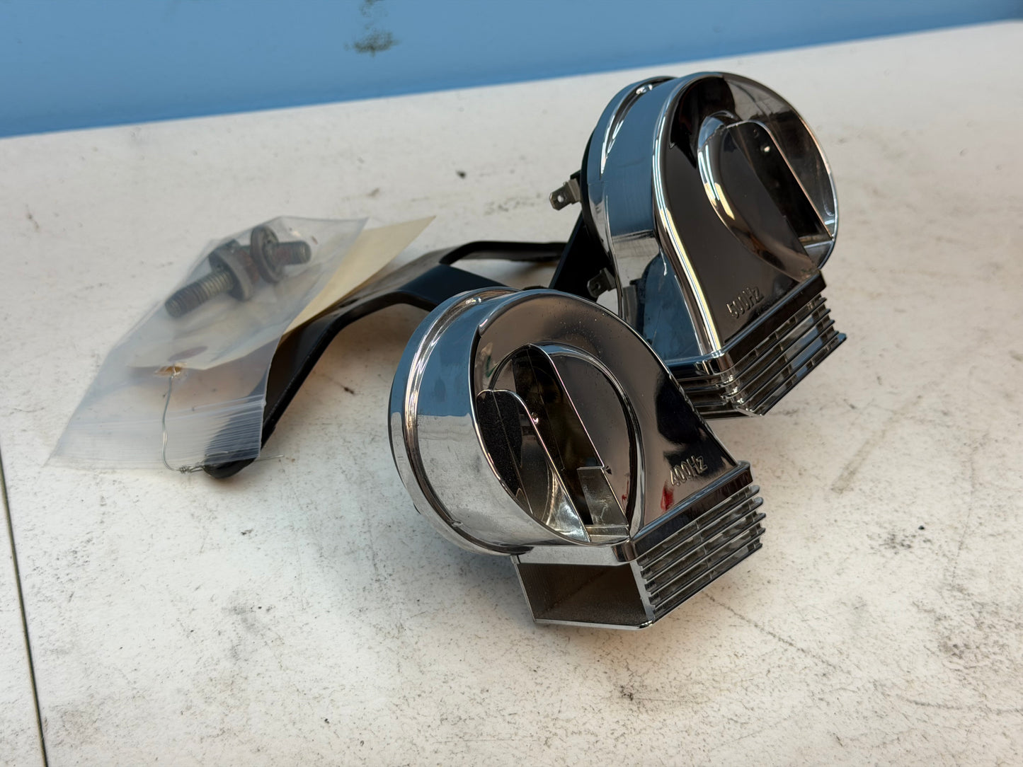 96-13 Harley Davidson Electra Glide Ultra Limited OEM Dual Horn Assembly