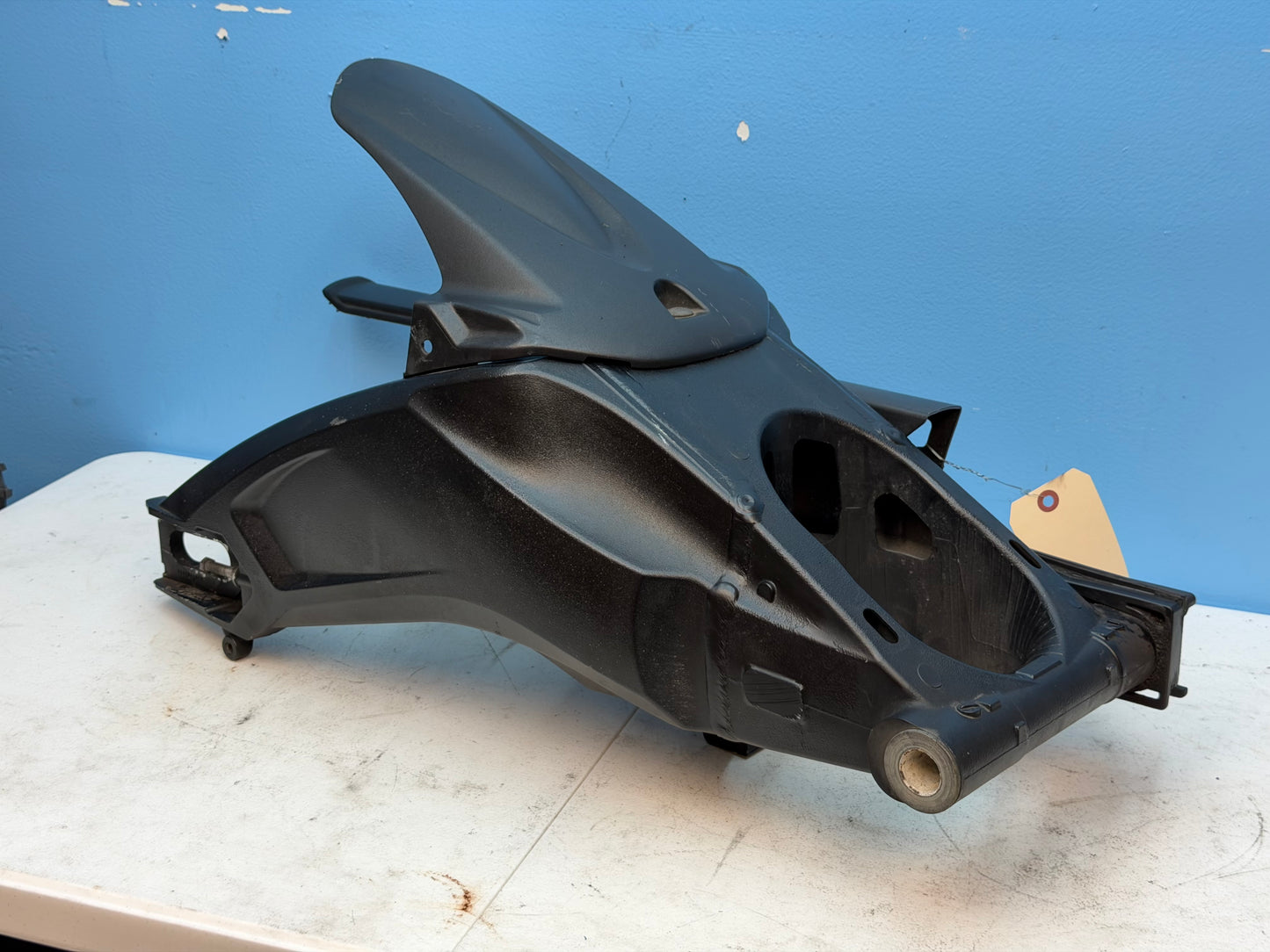 11-25 Suzuki GSXR 600 750 Rear Swing Arm Swingarm Suspension 61000-14J01-YAP