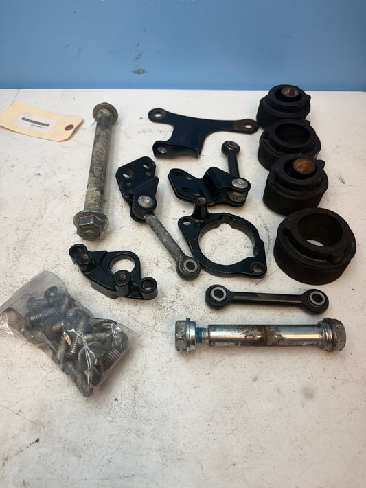 14-22 Harley Sportster XL1200 OEM Engine Mounts w/ Bolts Isolators Bracket