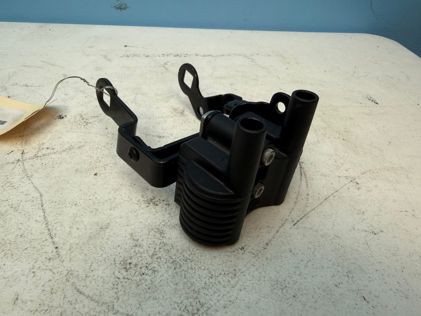 14-22 Harley Davidson Sportster XL1200 OEM Ignition Coil Pack w Bracket 31656-07