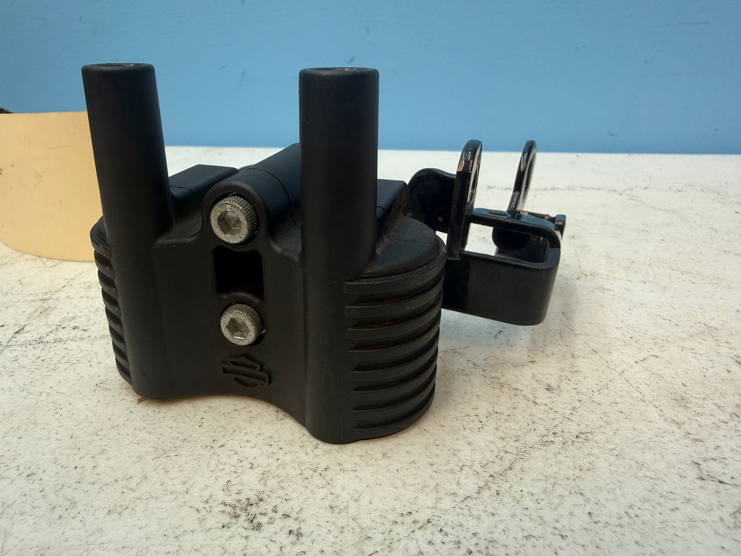 14-22 Harley Davidson Sportster XL1200 OEM Ignition Coil Pack w Bracket 31656-07