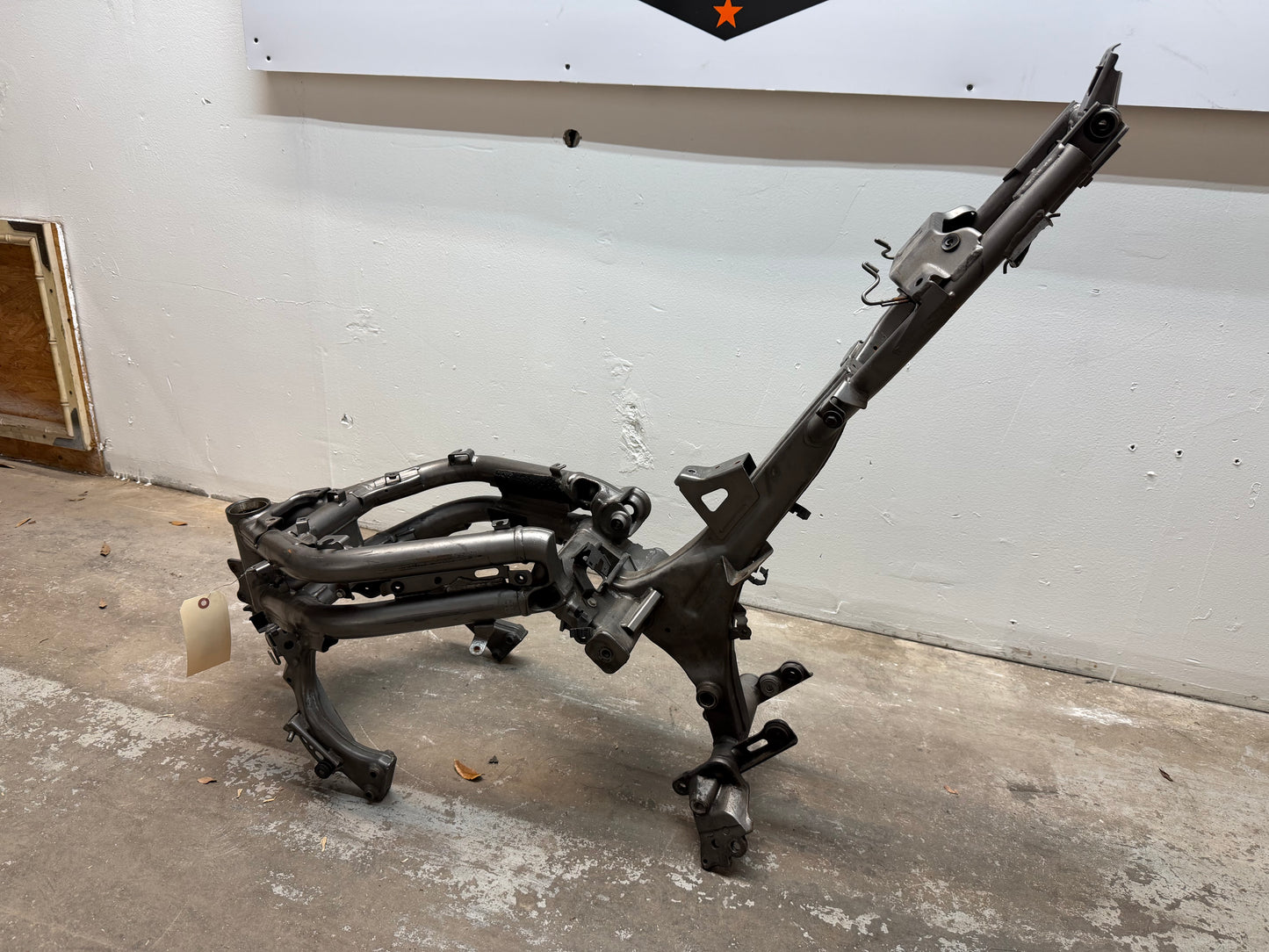 2012-2016 Kawasaki Ninja 650 OEM Frame 32160-0569-26M *SLVG*