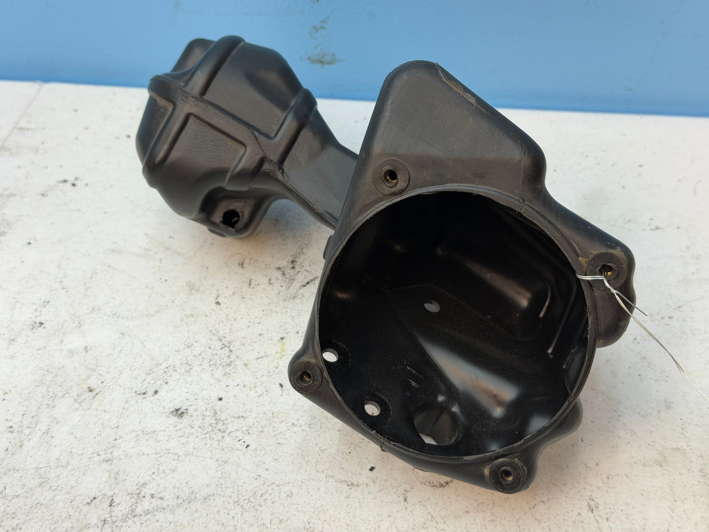 2001-2010 Honda Goldwing OEM Right Front Speaker Box Assembly 64231-MCA-000