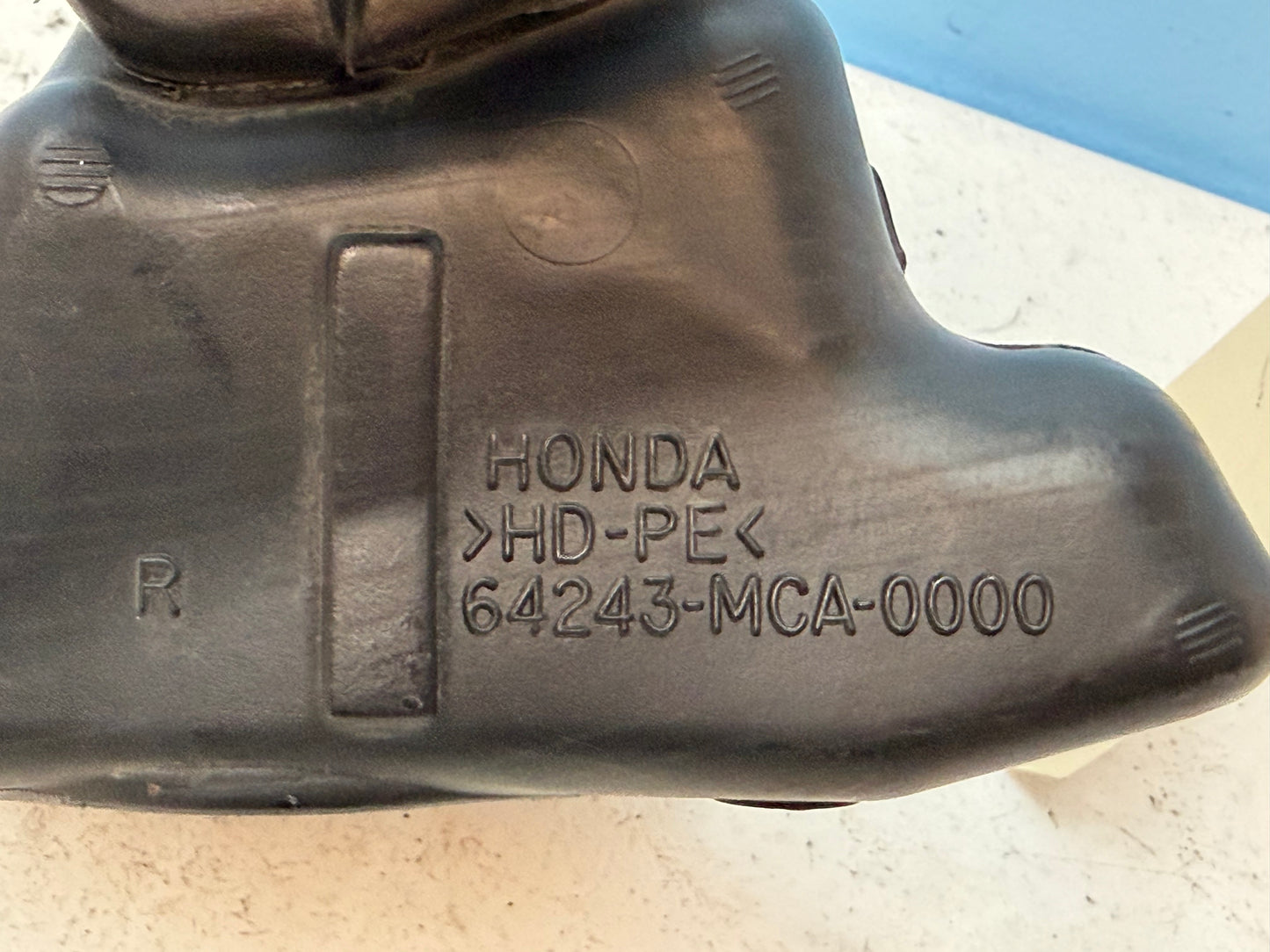 2001-2010 Honda Goldwing OEM Right Front Speaker Box Assembly 64231-MCA-000