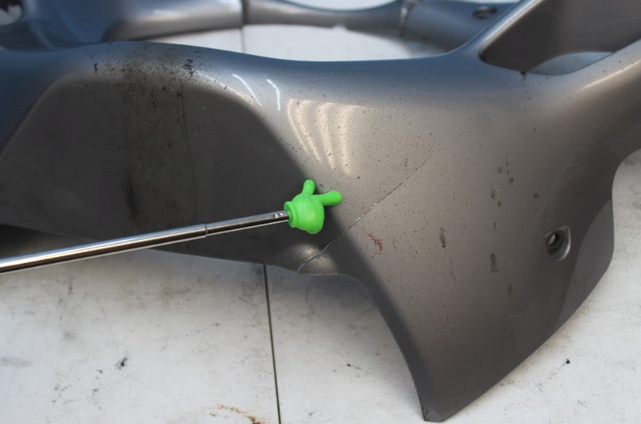 01-10 Honda Goldwing OEM Front Lower Cowl 64302-MCA-000ZA *Cracked See Image*