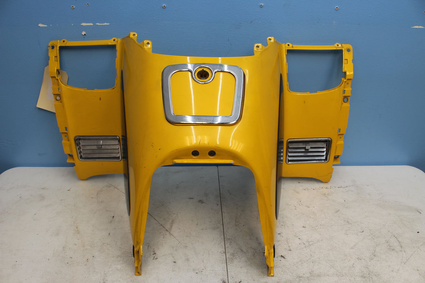 2001-2010 Honda Goldwing OEM Center Console 83152-MCA-000ZD