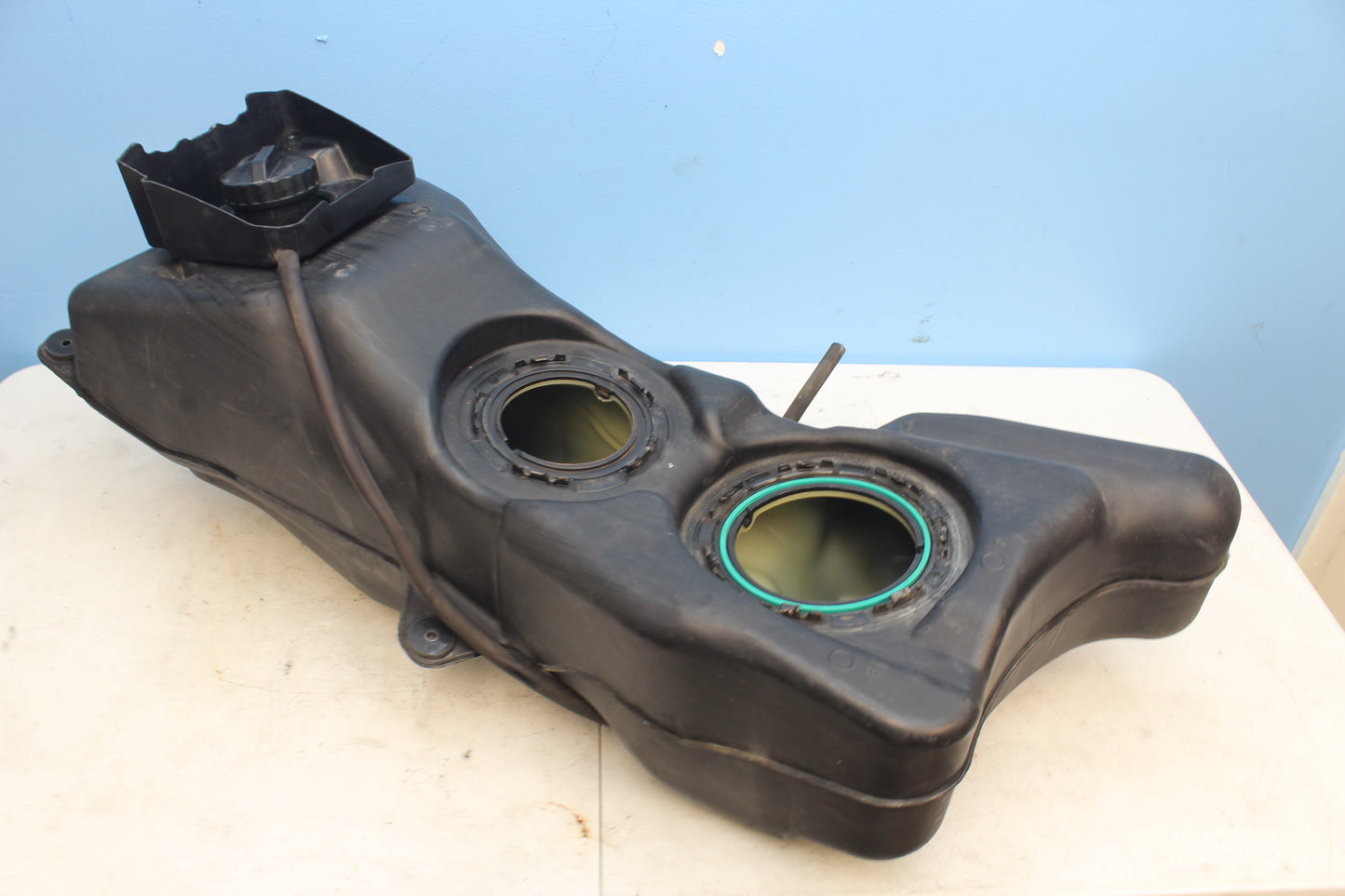 2001-2010 Honda Goldwing OEM Fuel Tank Assembly 17510-MCA-S42