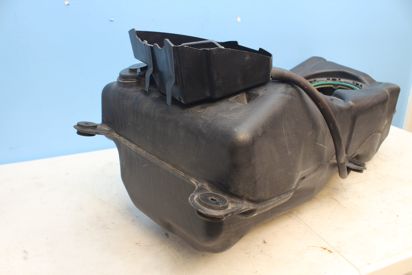 2001-2010 Honda Goldwing OEM Fuel Tank Assembly 17510-MCA-S42