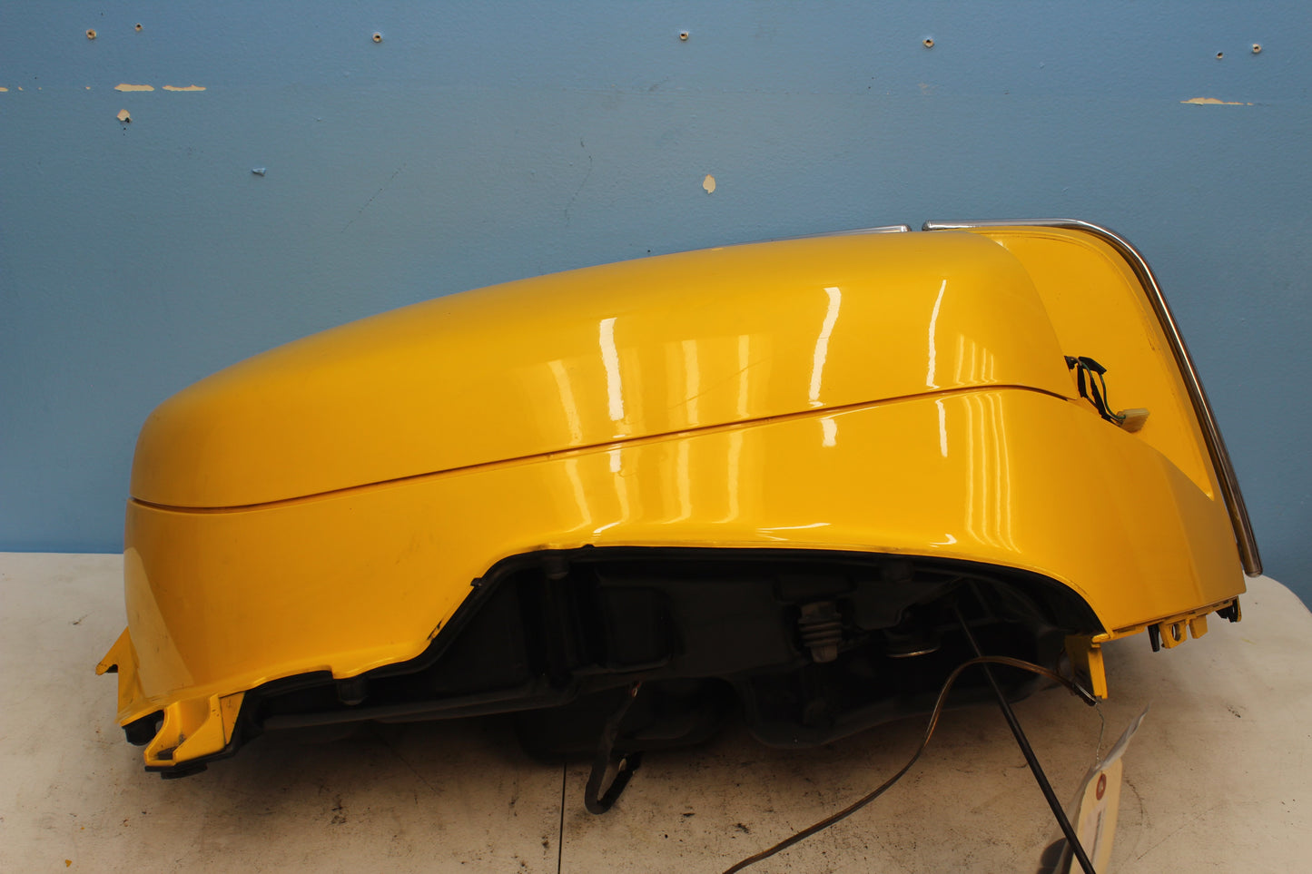 2001-2010 Honda Goldwing OEM Right Saddlebag Storage Luggage 81211-MCA-000ZD