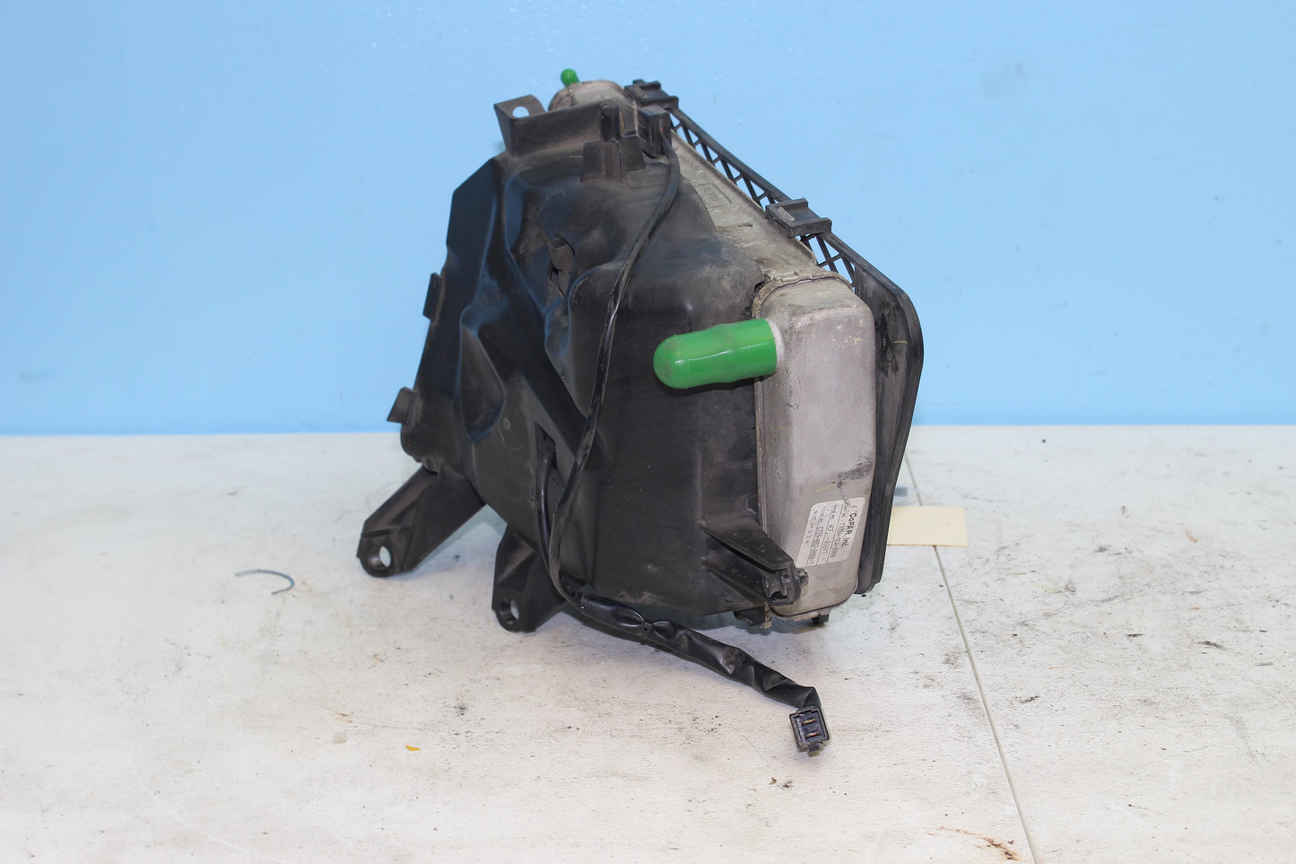 01-10 Honda Goldwing OEM Left Side Radiator w/ Shroud & Fan