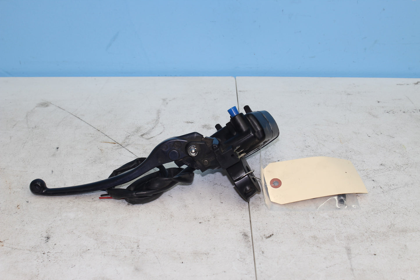 2001-2010 Honda Goldwing OEM Front Brake Master Cylinder w/ Lever