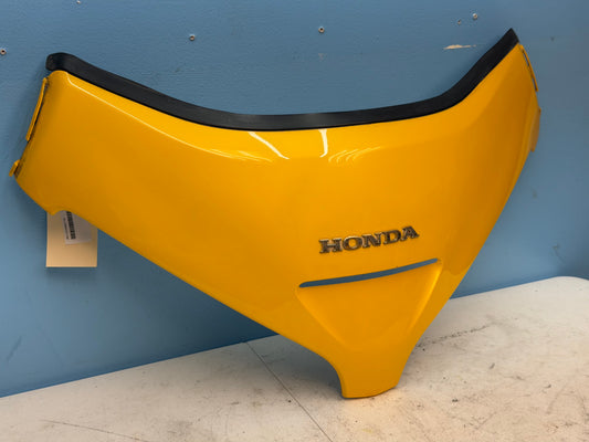 01-10 Honda Goldwing OEM Screen Garnish Set / Front Upper Panel 64120-MCA-000ZD