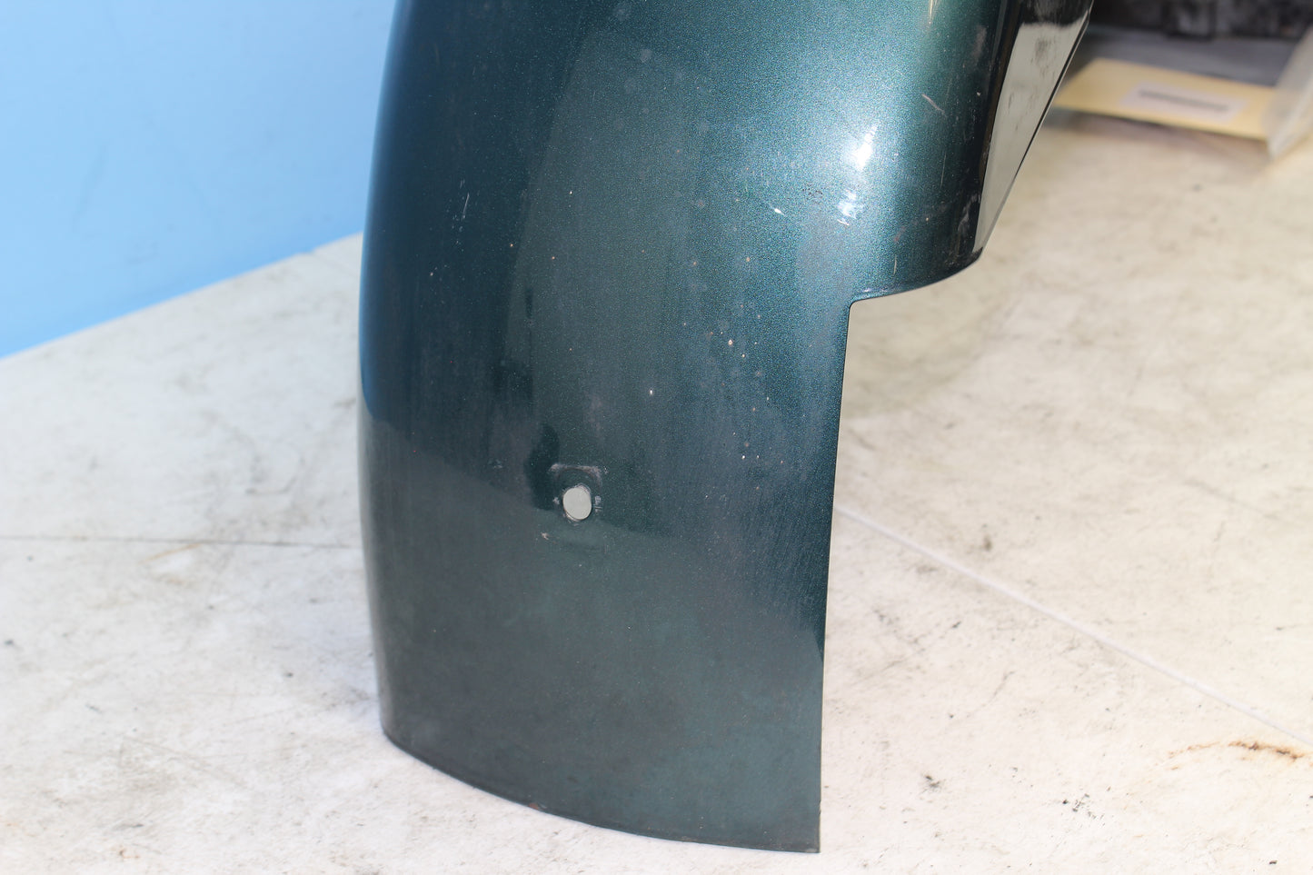 99-13 Harley Davidson Road King Rear Wheel Fender 59579-01B (MINOR SCRATCHES)