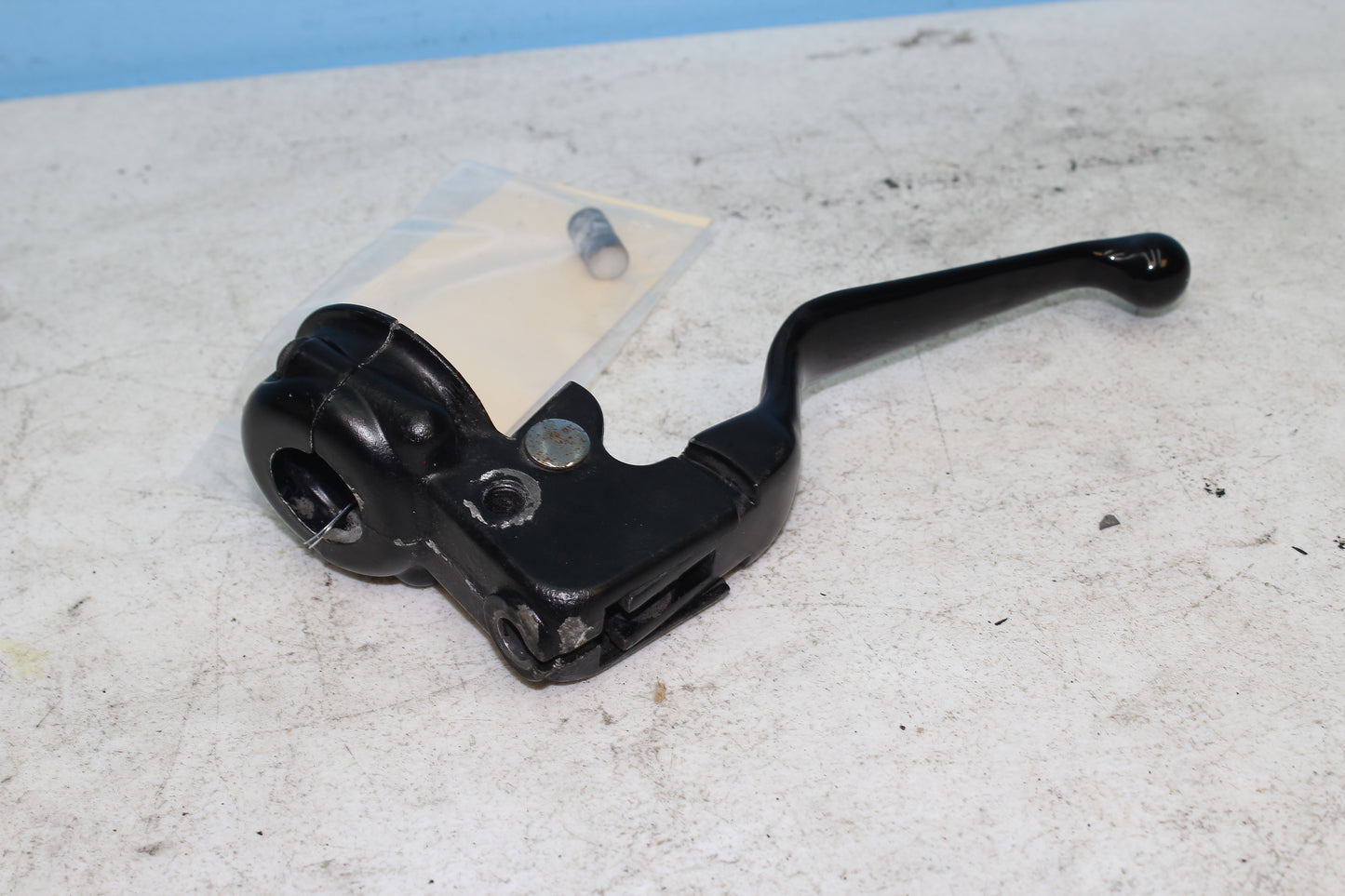 1999-2013 Harley Davidson Road King OEM Clutch Control Lever Perch 45015-96