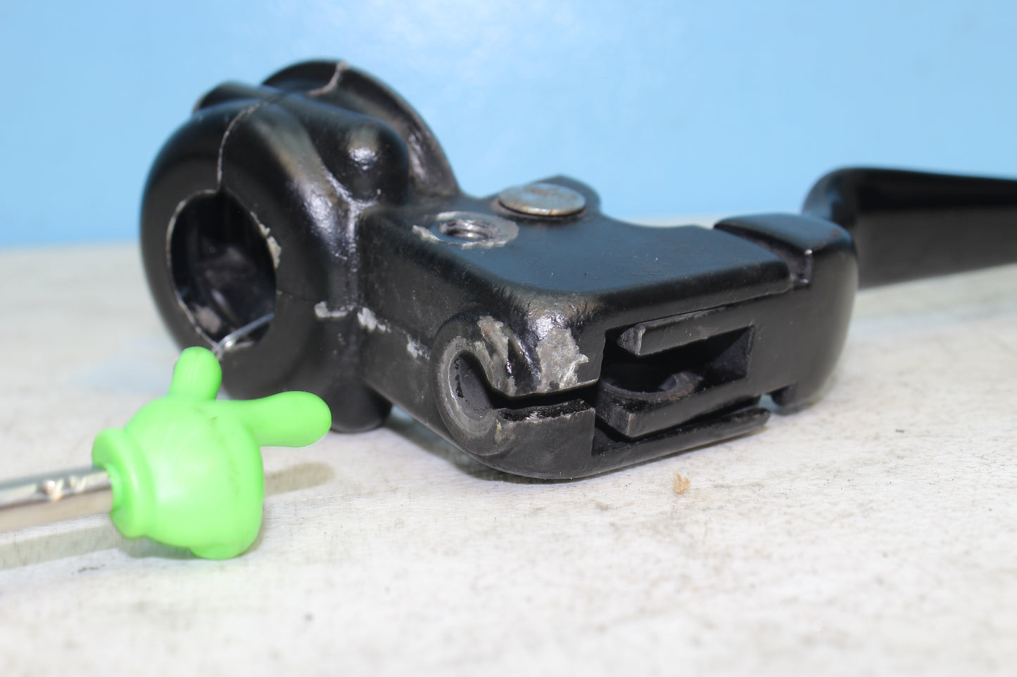 1999-2013 Harley Davidson Road King OEM Clutch Control Lever Perch 45015-96