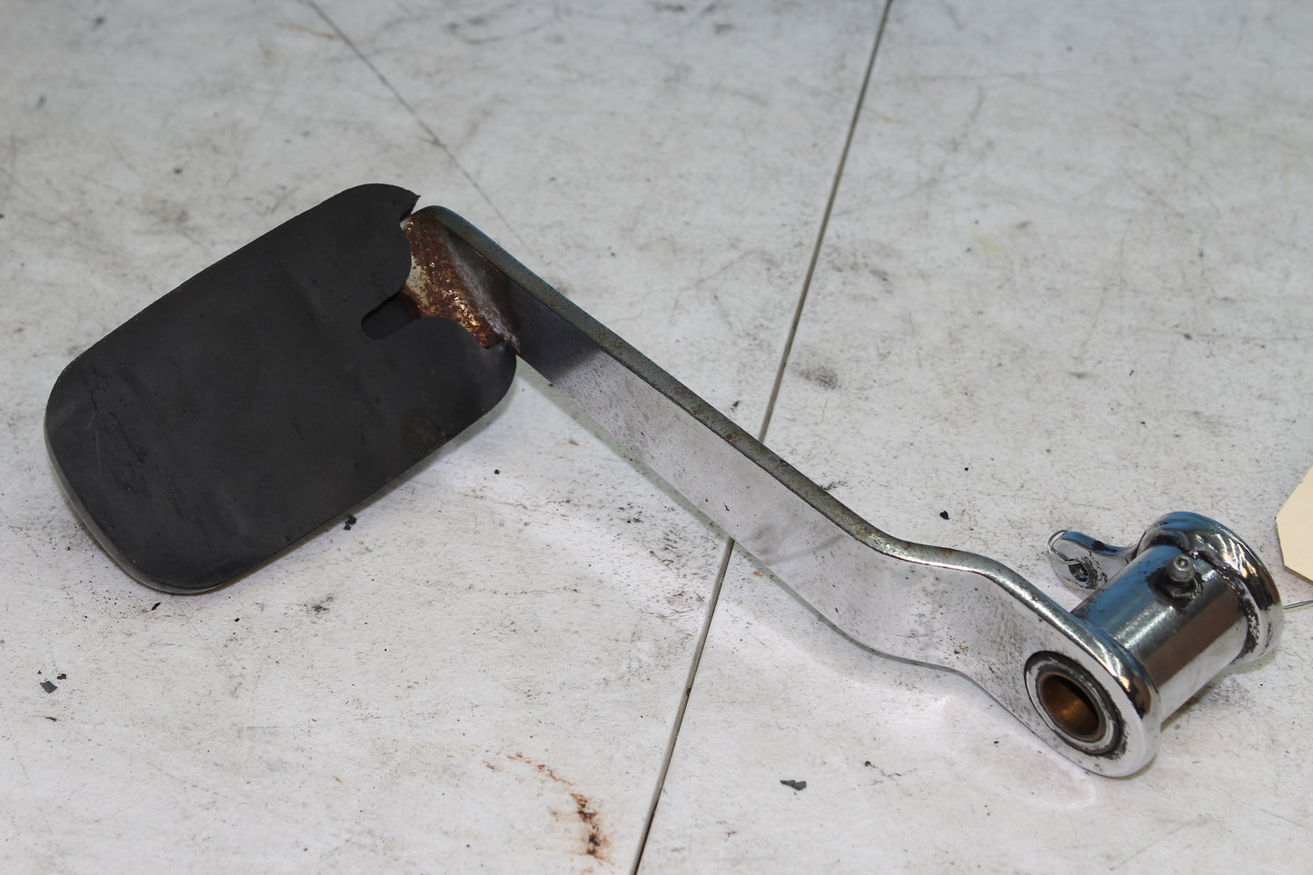 1999-2013 Harley Davidson Road King OEM Rear Brake Pedal 42407-87C