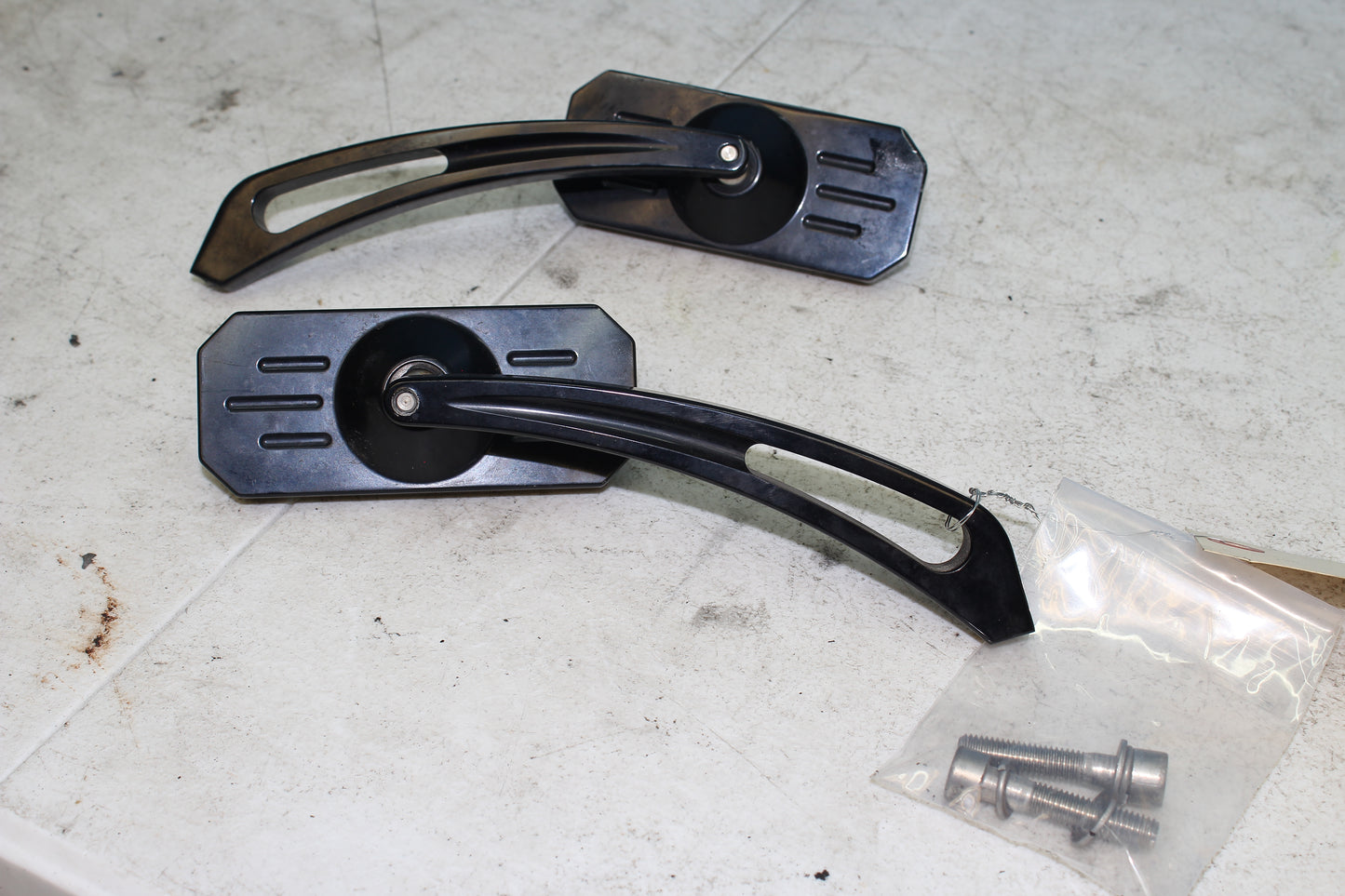 1999-2013 Harley Davidson Road King Aftermarket Mirrors (PAIR)