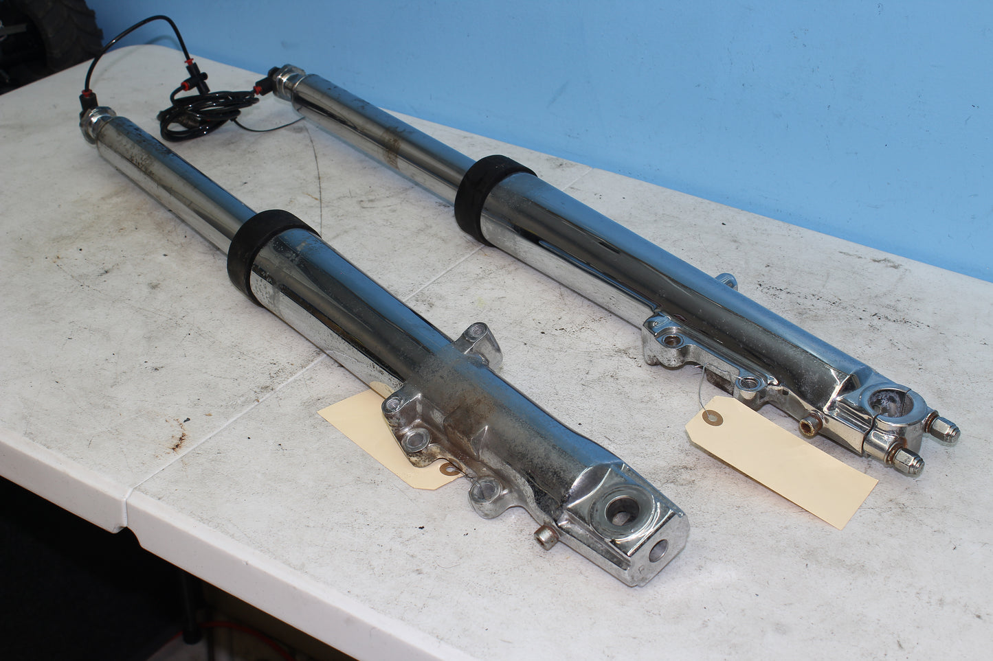 1999-2013 Harley Davidson Road King OEM Fork Left Right Suspesion Legs Tube