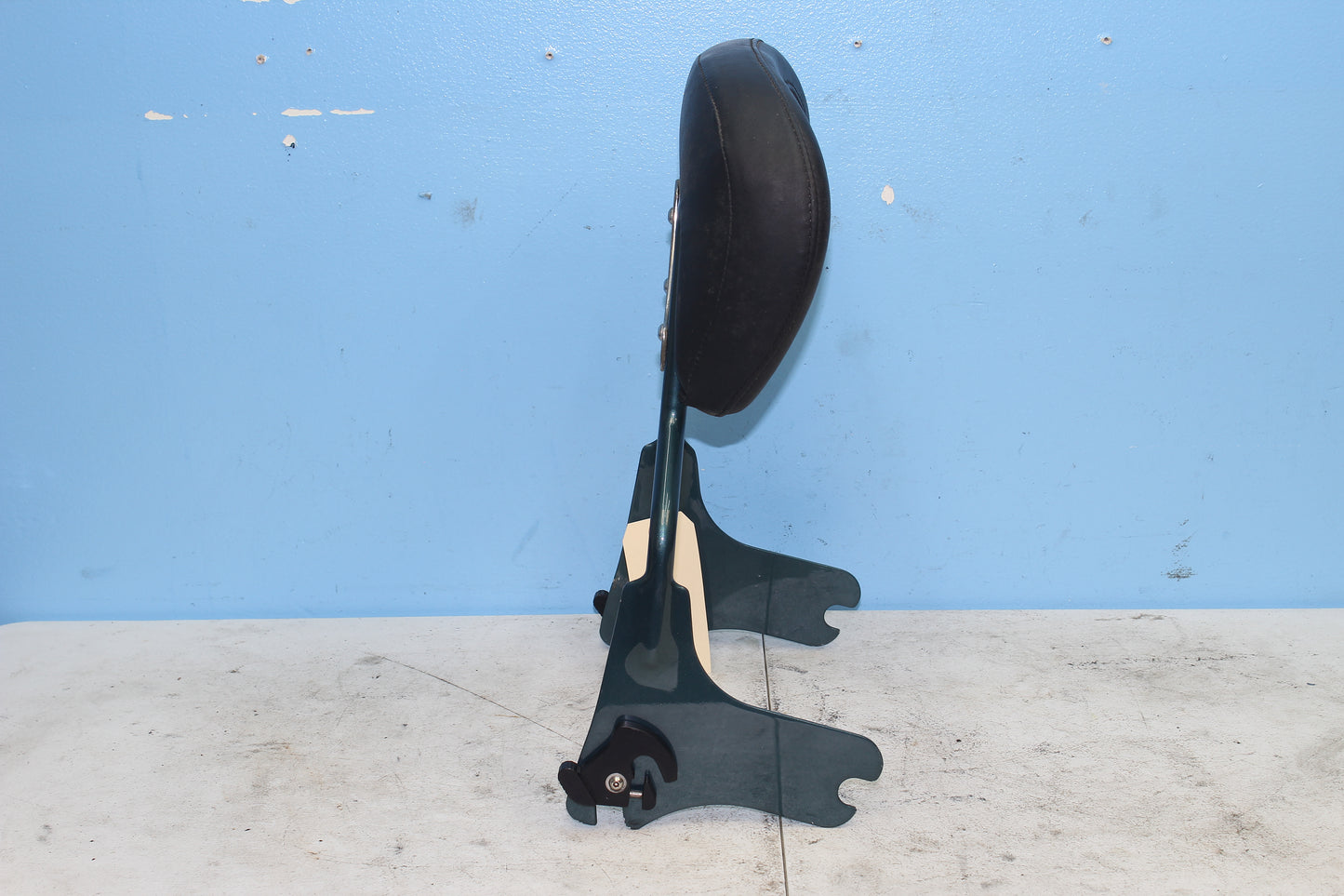 1999-2013 Harley Davidson Road King OEM Sissy Bar Passenger Backrest Back Rest