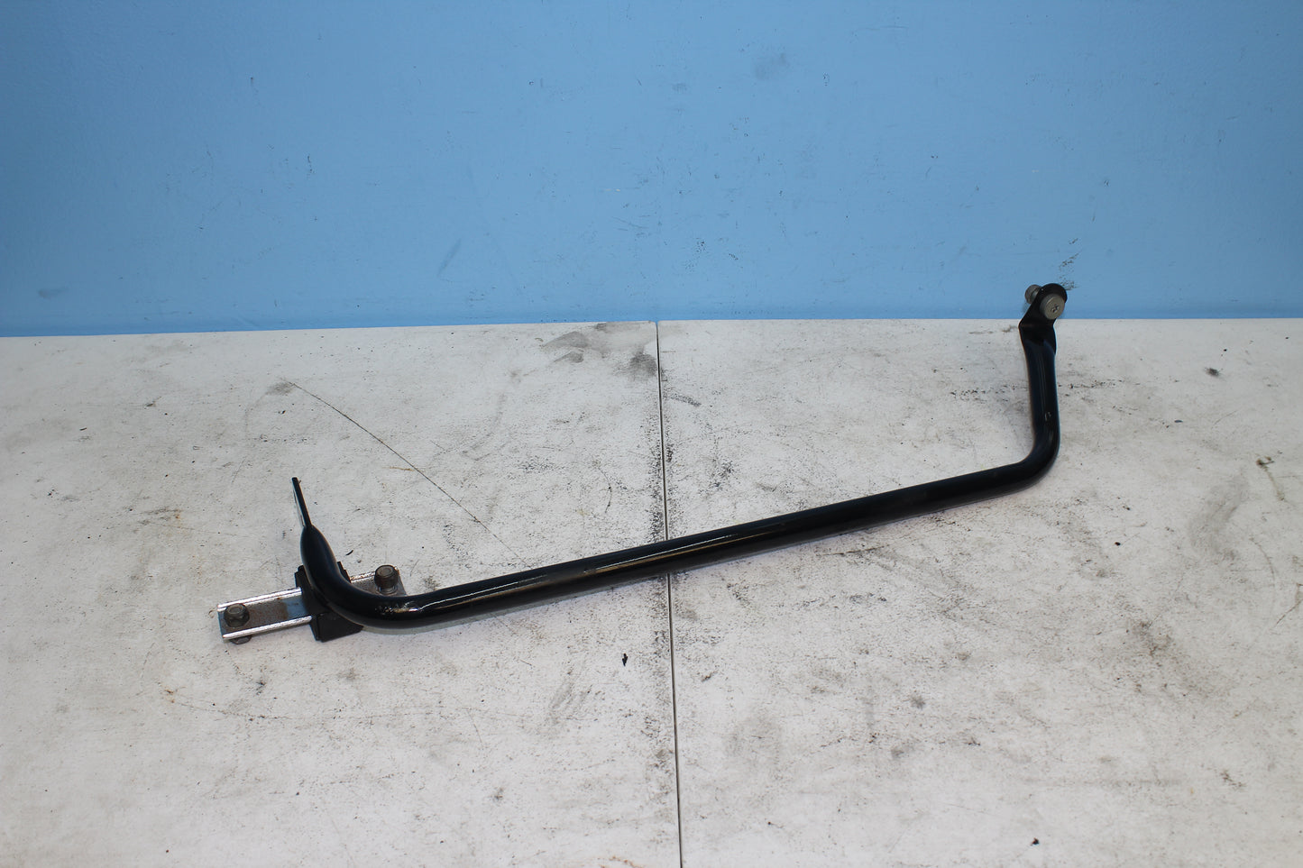 1999-2013 Harley Davidson Road King OEM Lower Saddlebag Support Bracket (PAIR)