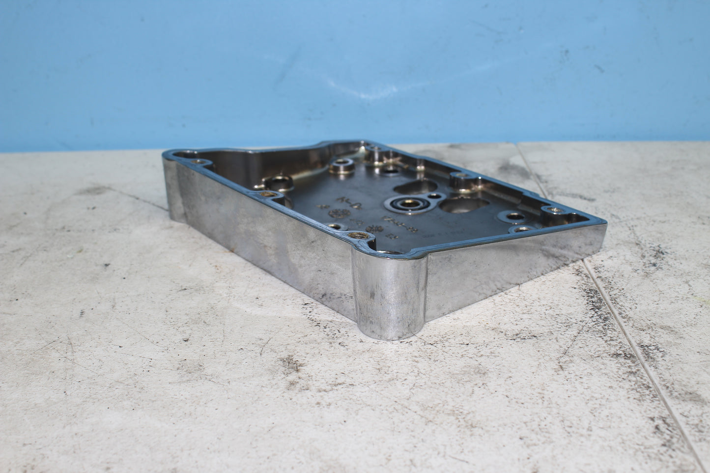 1999-2013 Harley Davidson Road King OEM Rocker Box w/ Rocker Arms Cover 17572-99